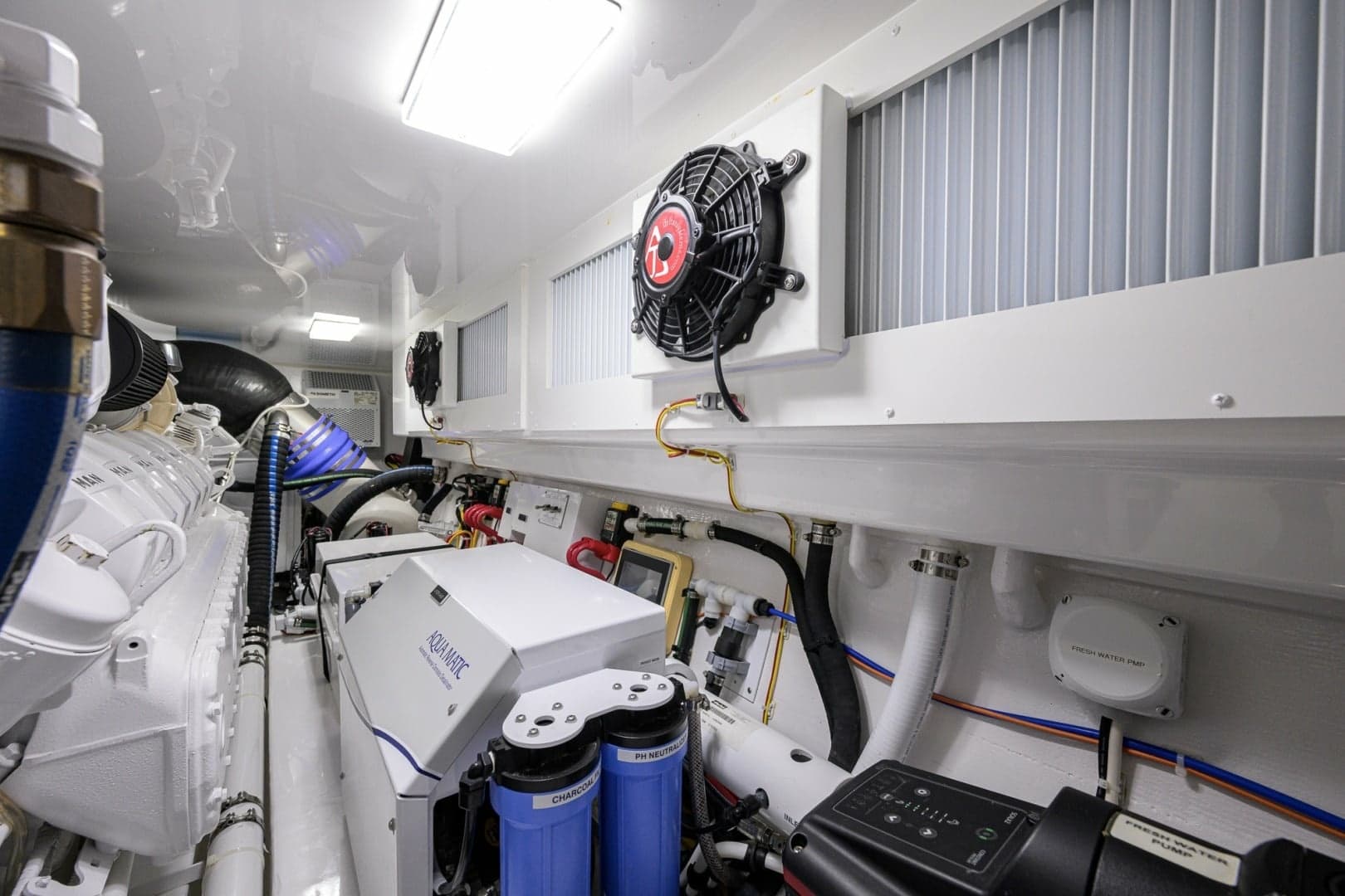 Viking 54 - Dog House - Engine Room