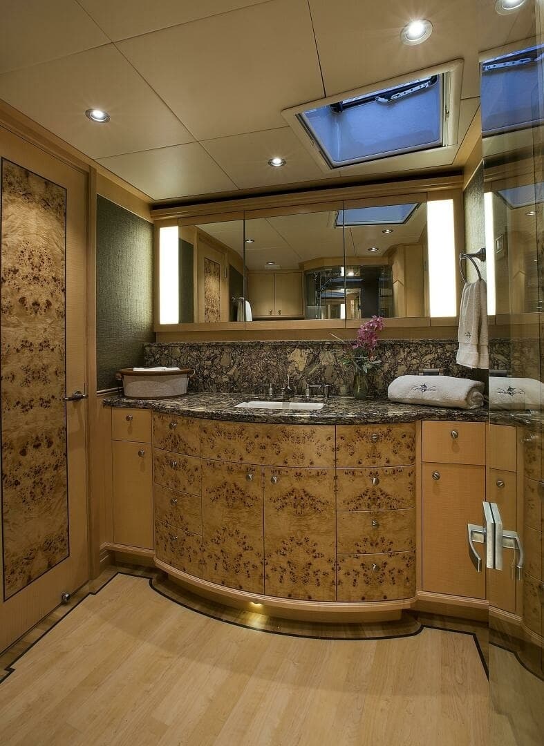 2019 Nordlund 115 Expedition Yachtfisher - "CAZADOR": Luxurious Bathroom with Skylight