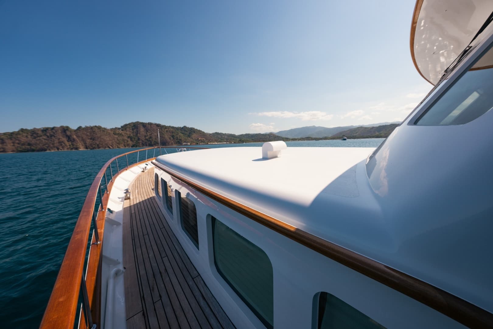 1971 Feadship 101 Bow