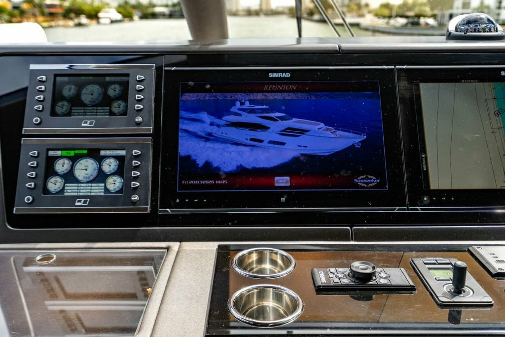 2019 Sunseeker 95 Motor Yacht