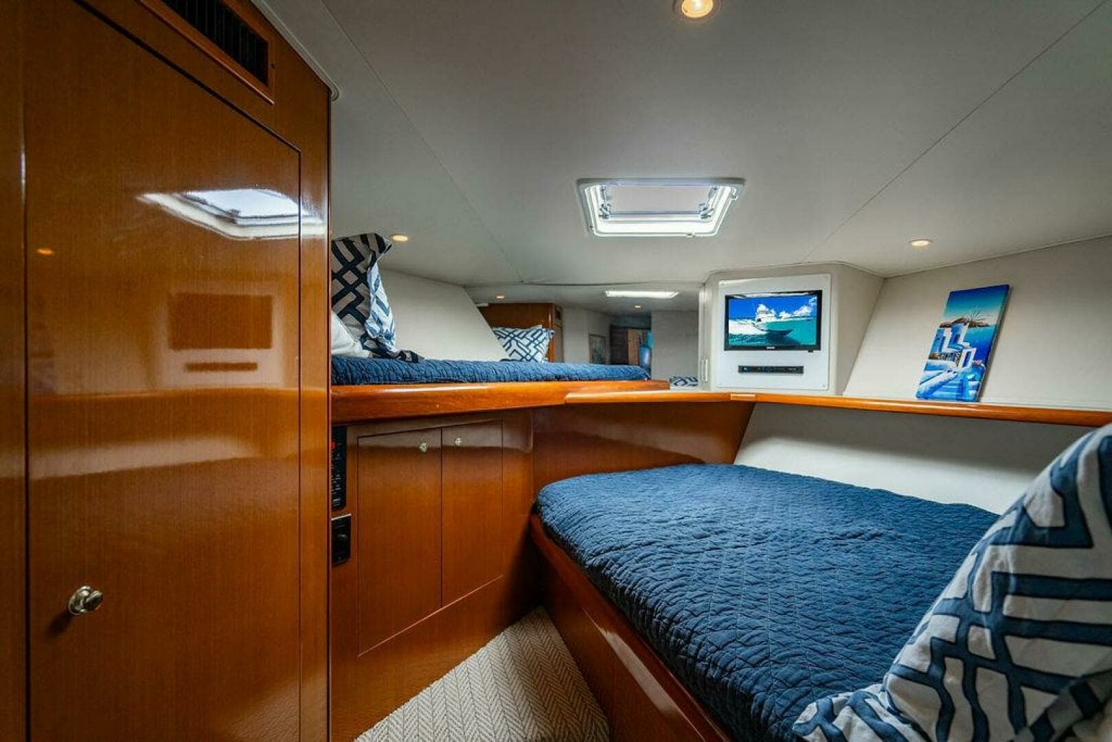 1999 Viking 55 Convertible