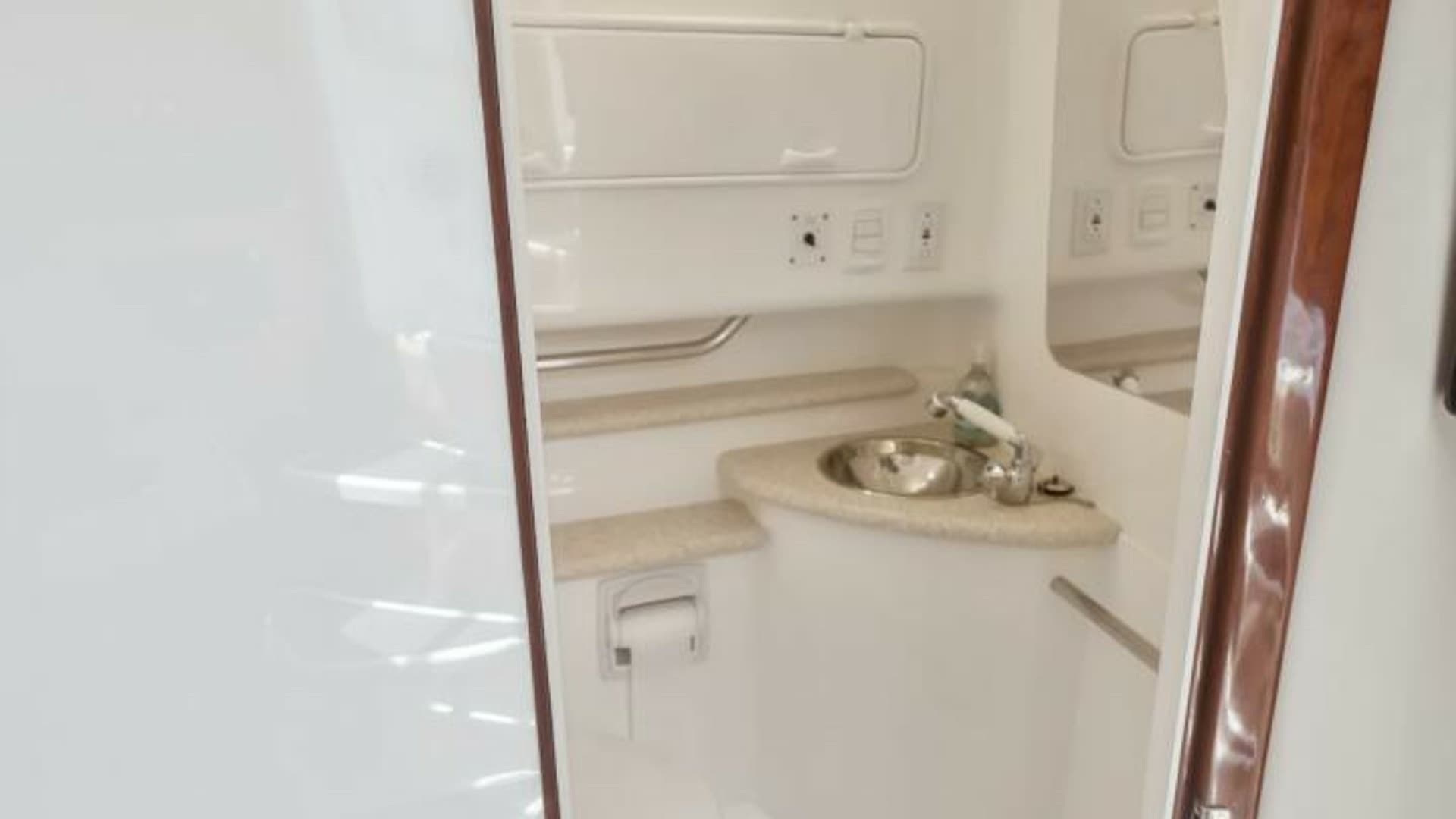 2008 Fountain 38 Sportfishing Cruiser - "SWIFT SERENITY": Compact Bathroom with Vanity