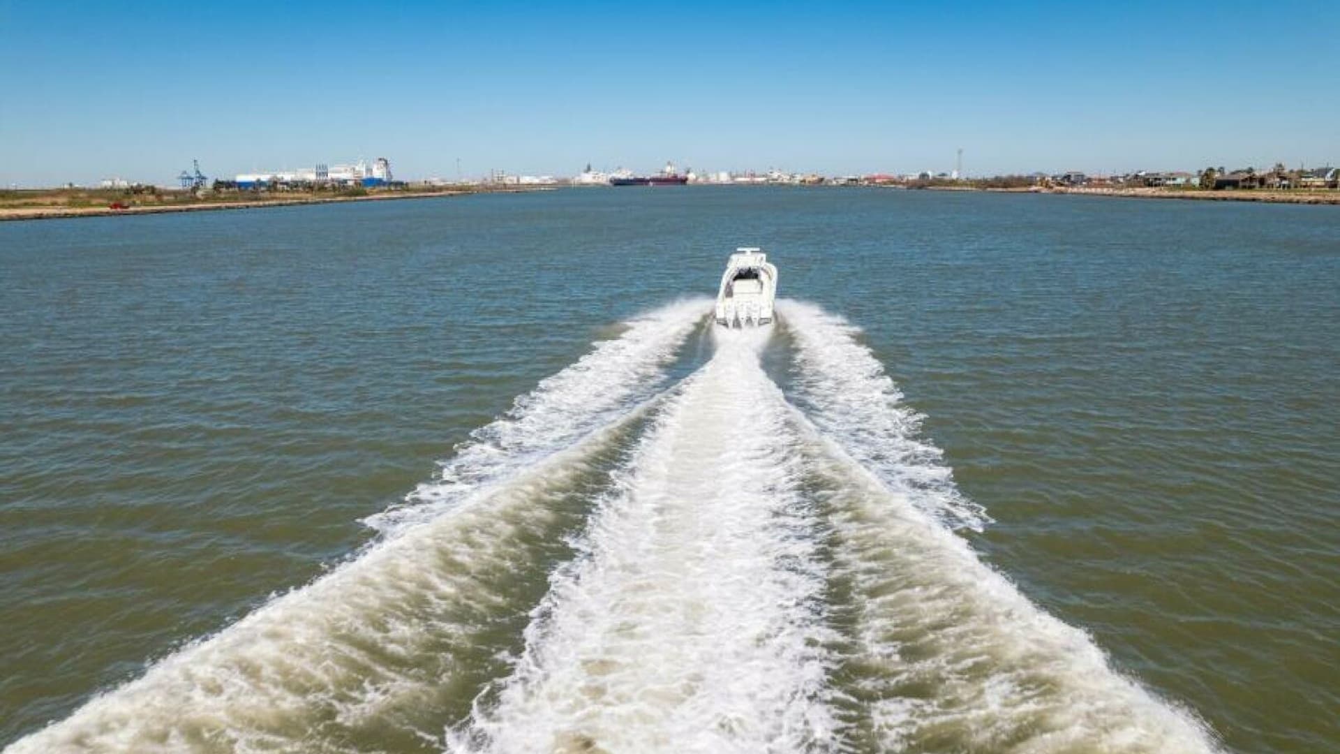 2019 Invincible 39 Open