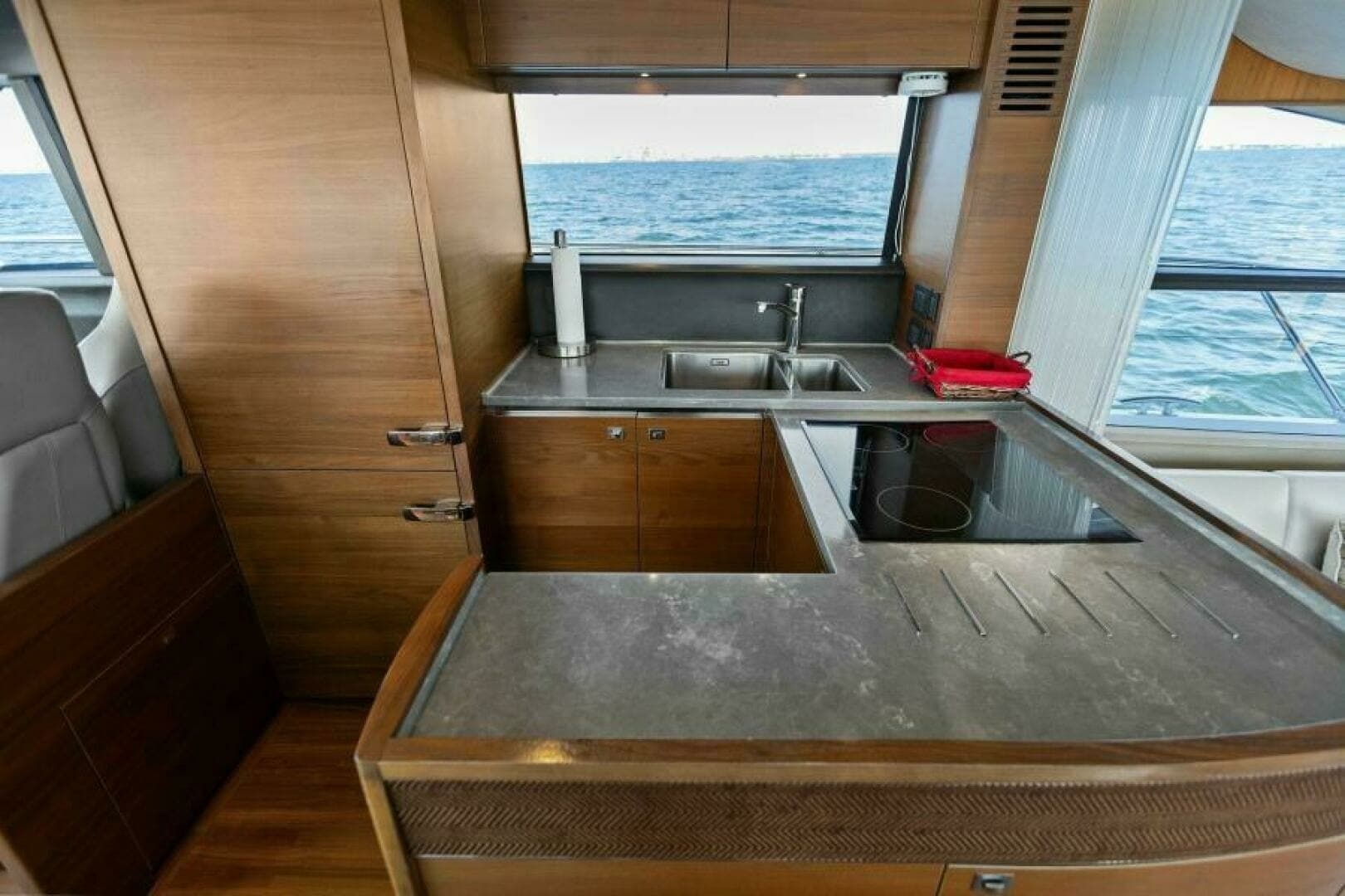 2016 60 Princess Flybridge - Princess Rose Too - 