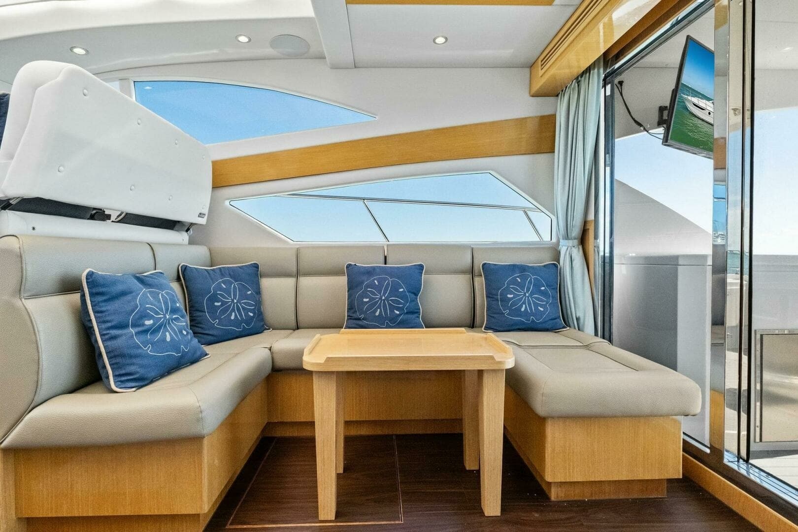2018 Outboard Express Catamaran 47