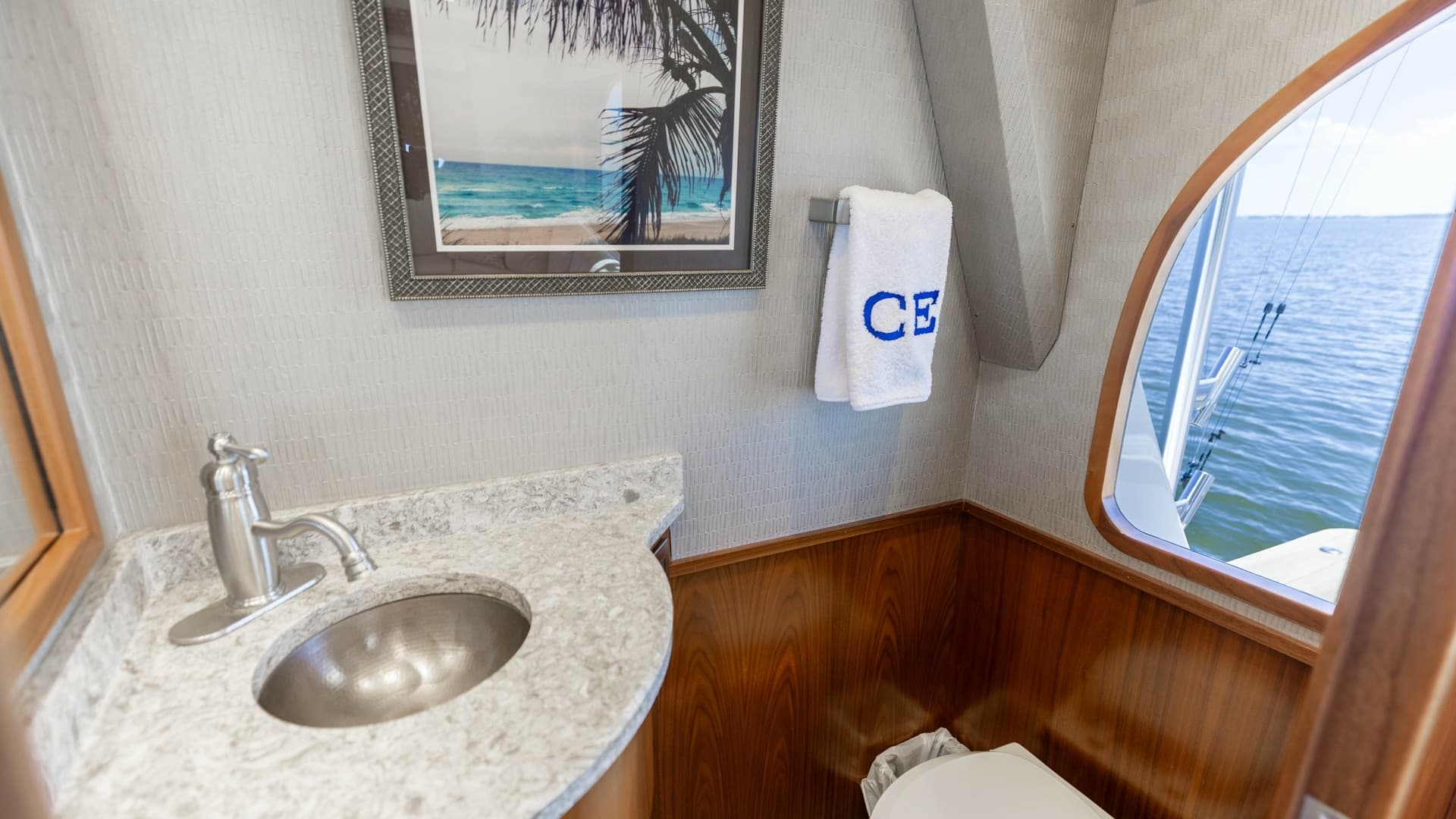 Elegant Guest Head with Ocean View