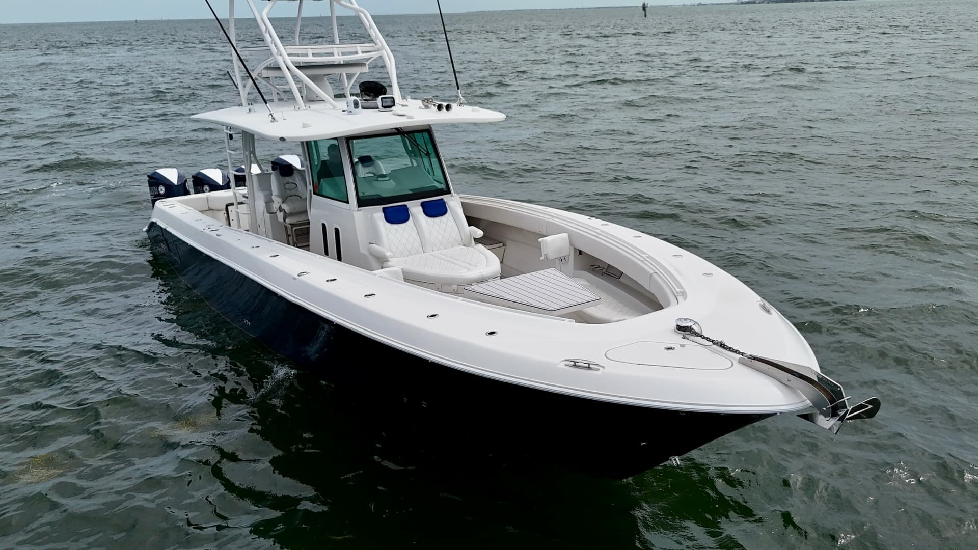 Bow View with Seating and Console