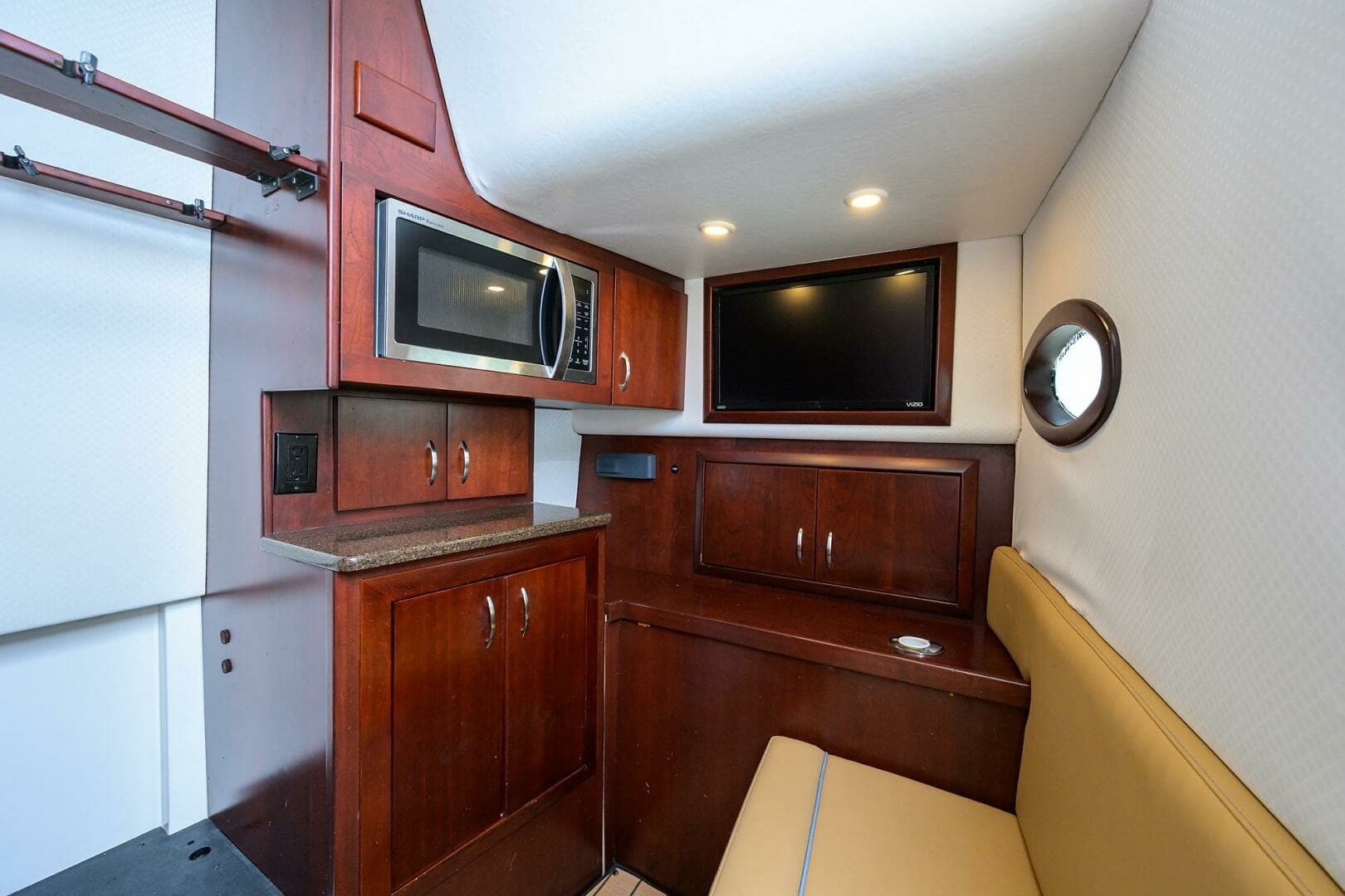 2018 Buddy Davis 42 Center Console - Cabin