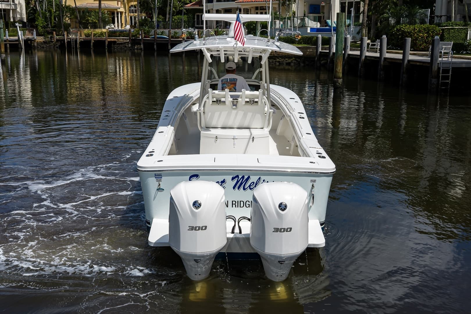 Regulator 31- Sweet Melissa - Exterior profile