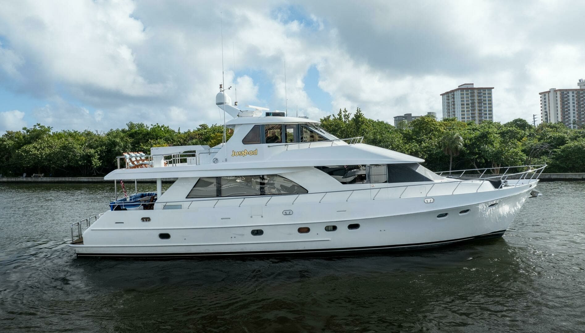 2005 Ocean Alexander 80 motoryacht