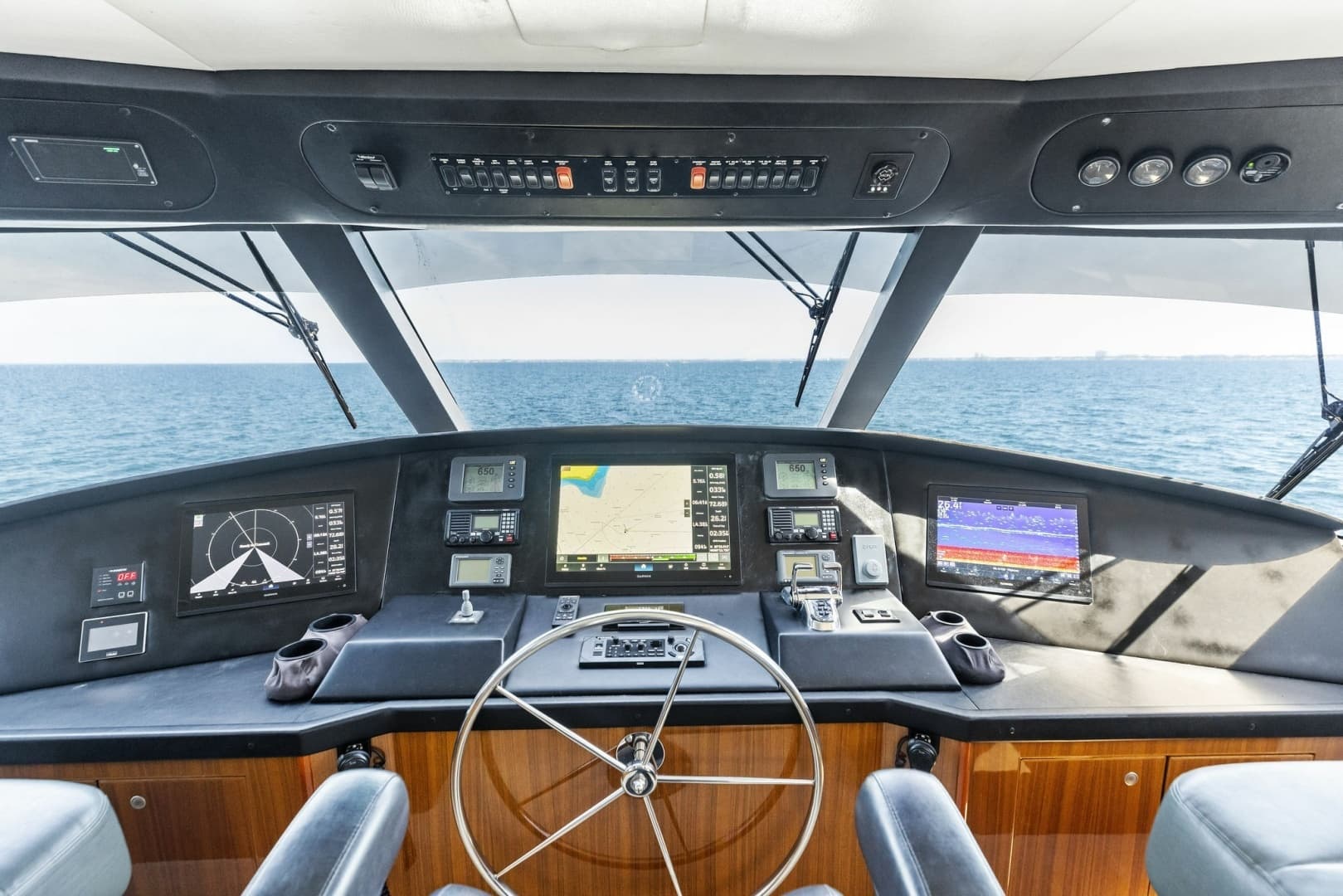 2008 Viking 68 Skybridge "Liquid Apple"