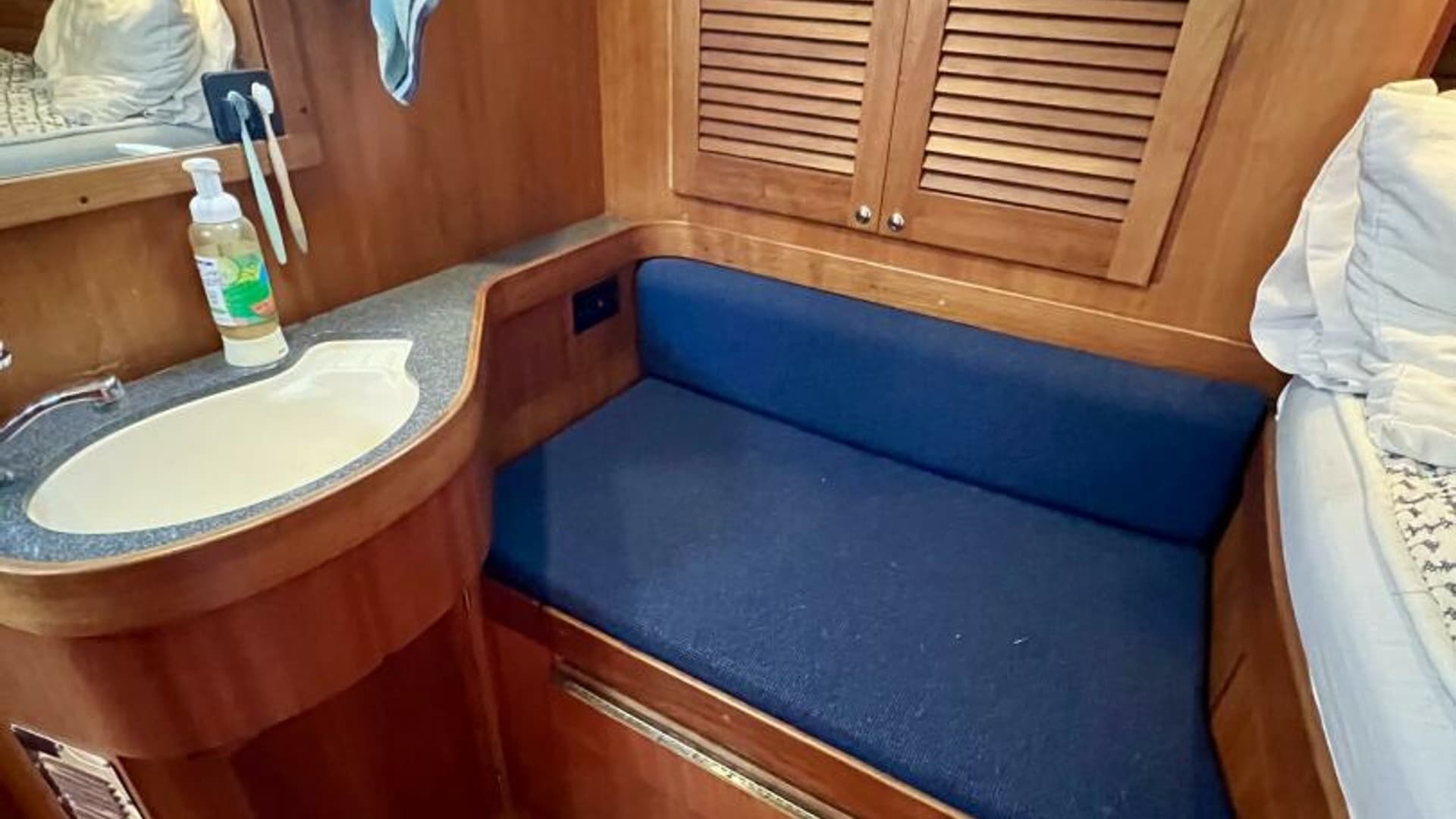 1999 Sabre 402 Sailboat  - VELA DARE II
