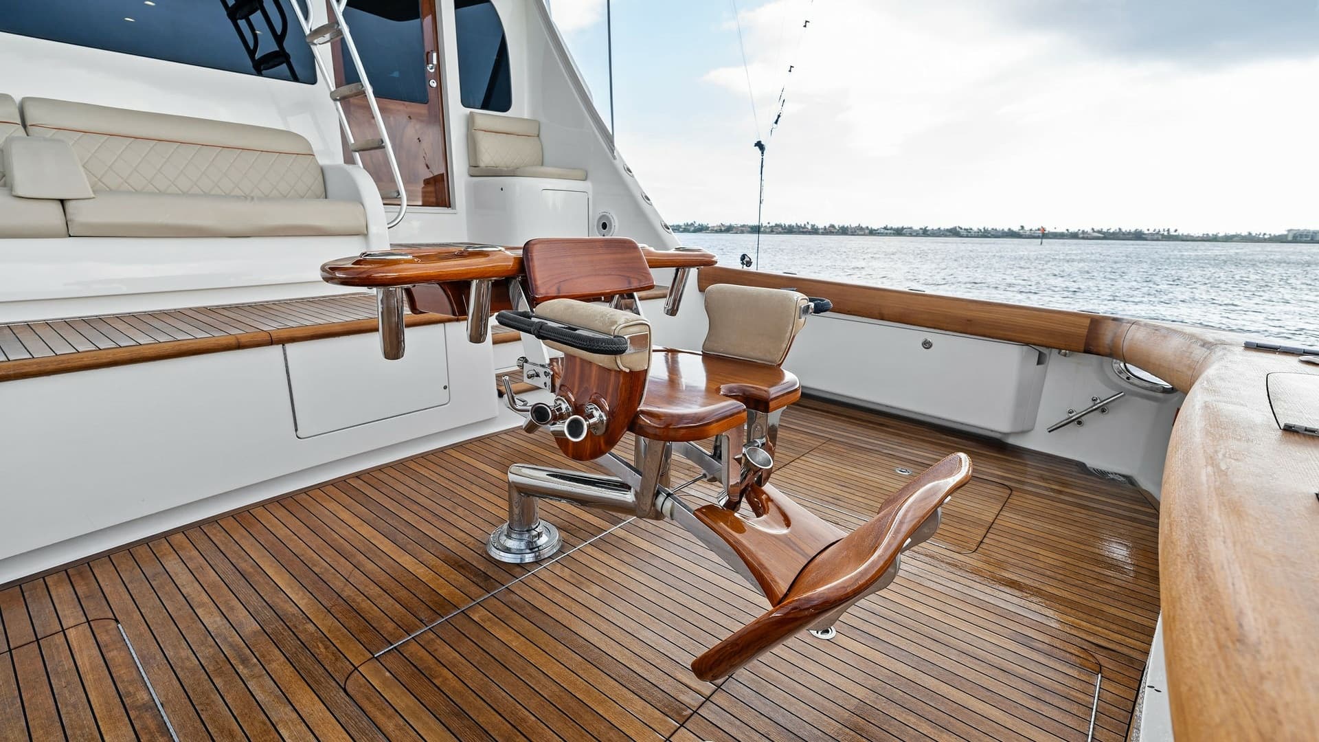 2016 Viking 80 Enclosed Bridge- FRIGATE- Cockpit