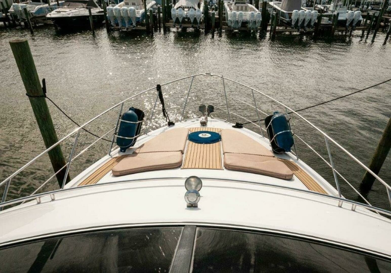 2002 Carver 444 CPMY- Graham's Enterprise 