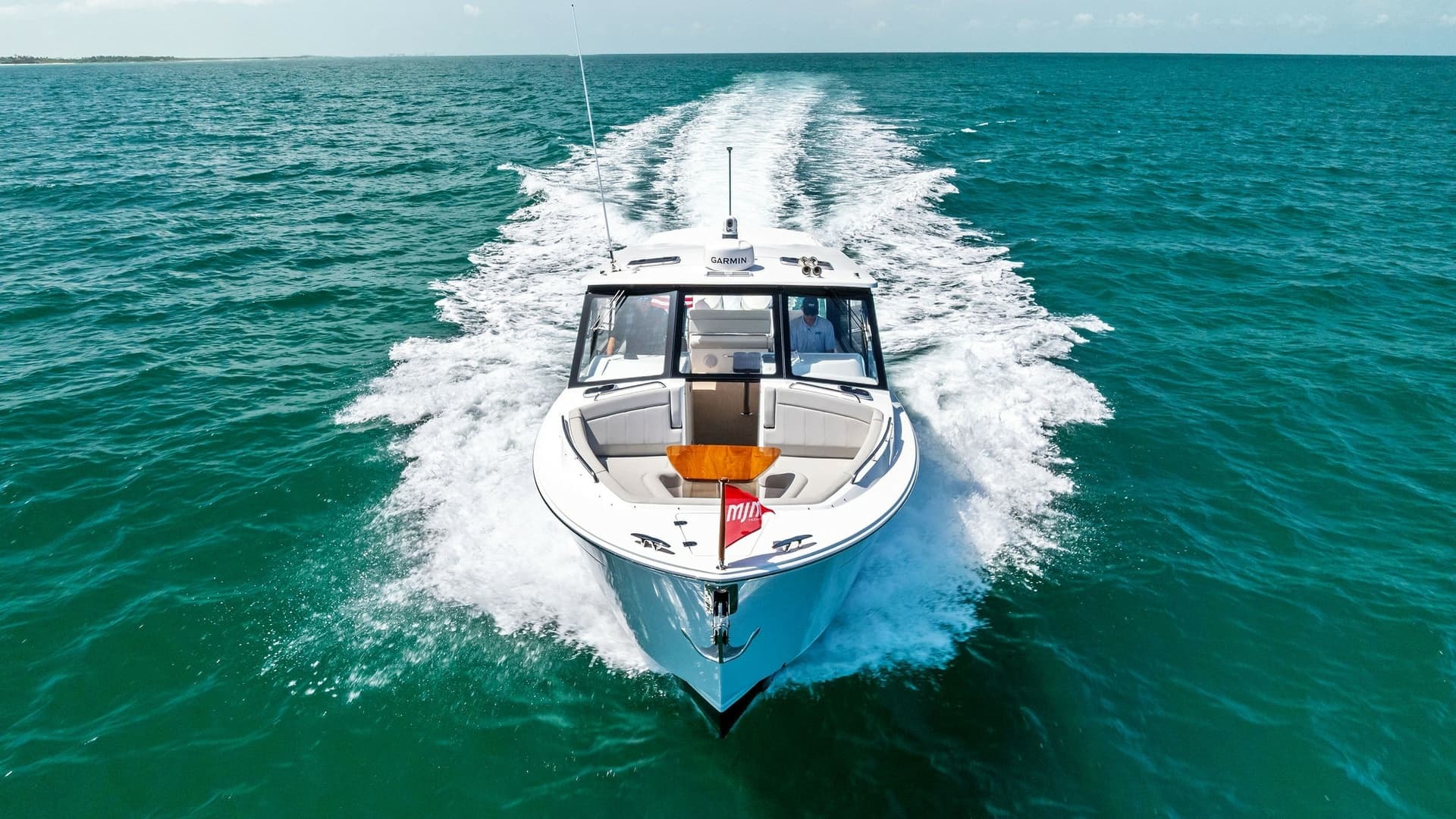 Bow View with Forward Seating