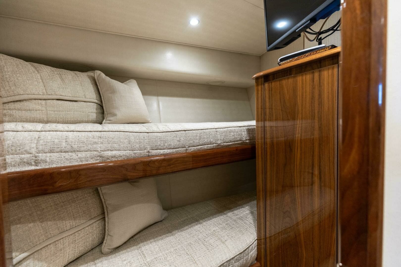 2018 Viking 62 Convertible- Da'Grits-Guest Stateroom