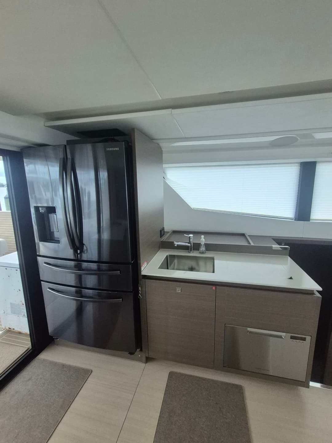 2023 Leopard 53 Powercat