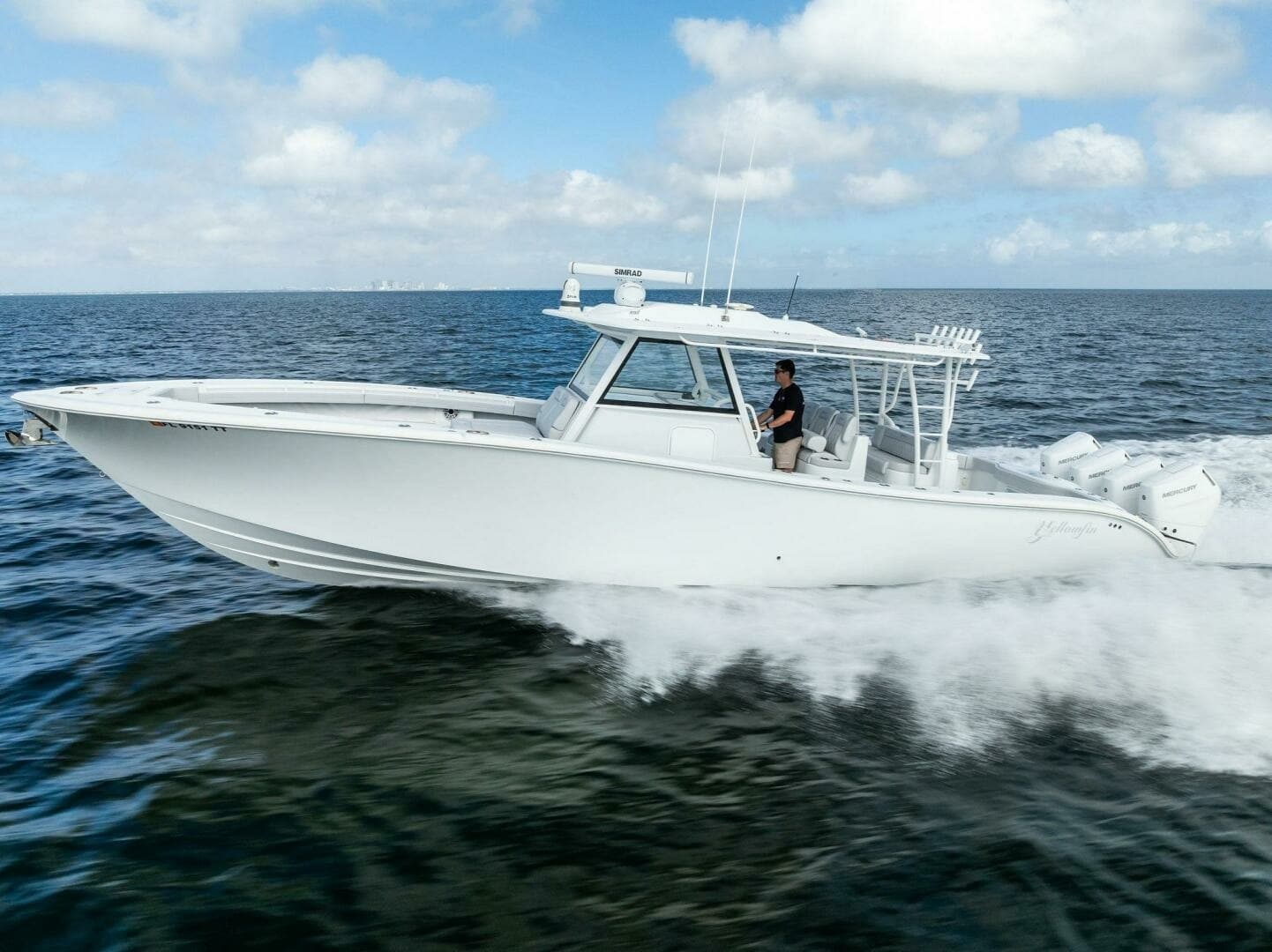 2024 42 Yellowfin
