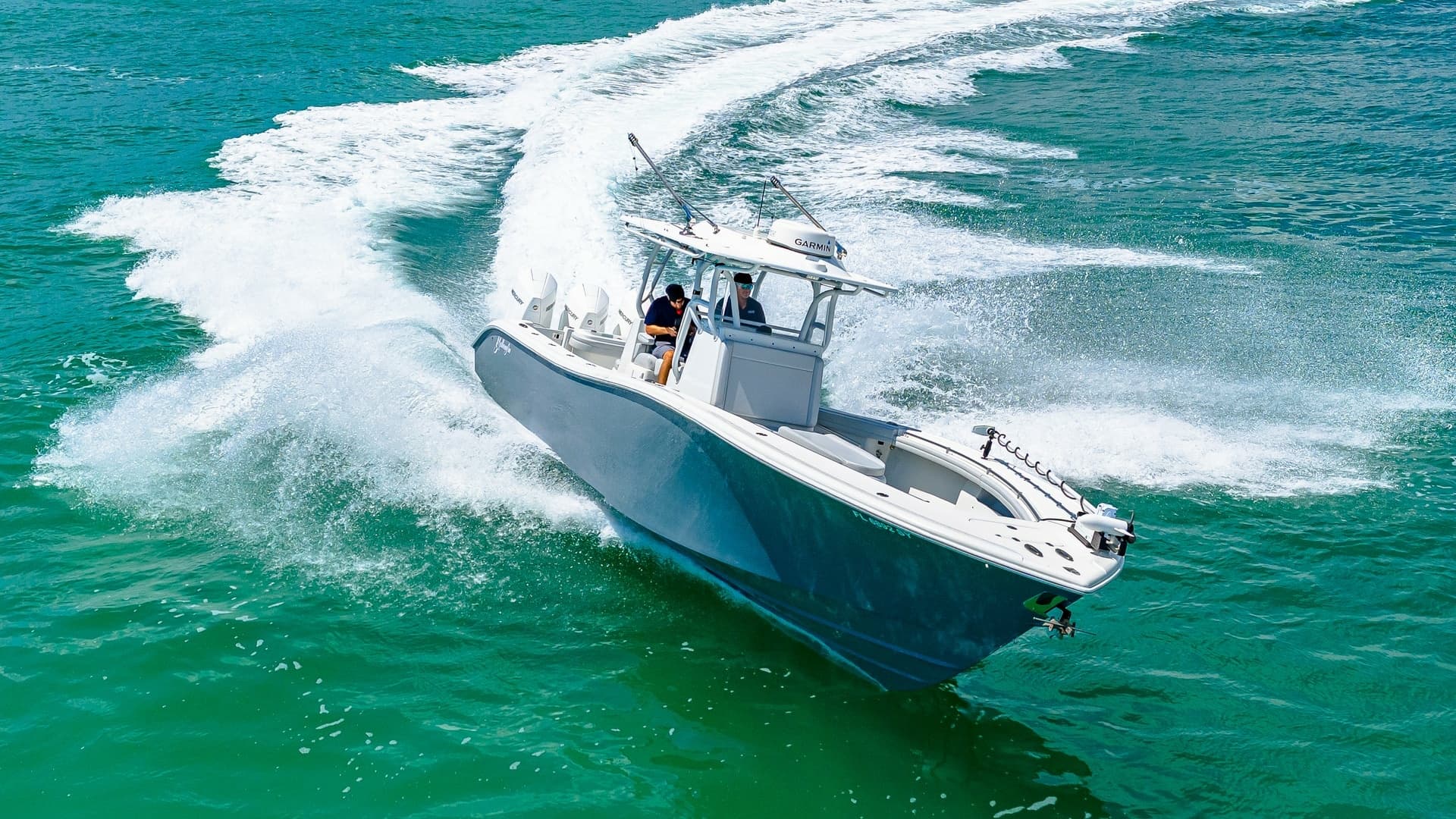 Dynamic Bow View in Motion