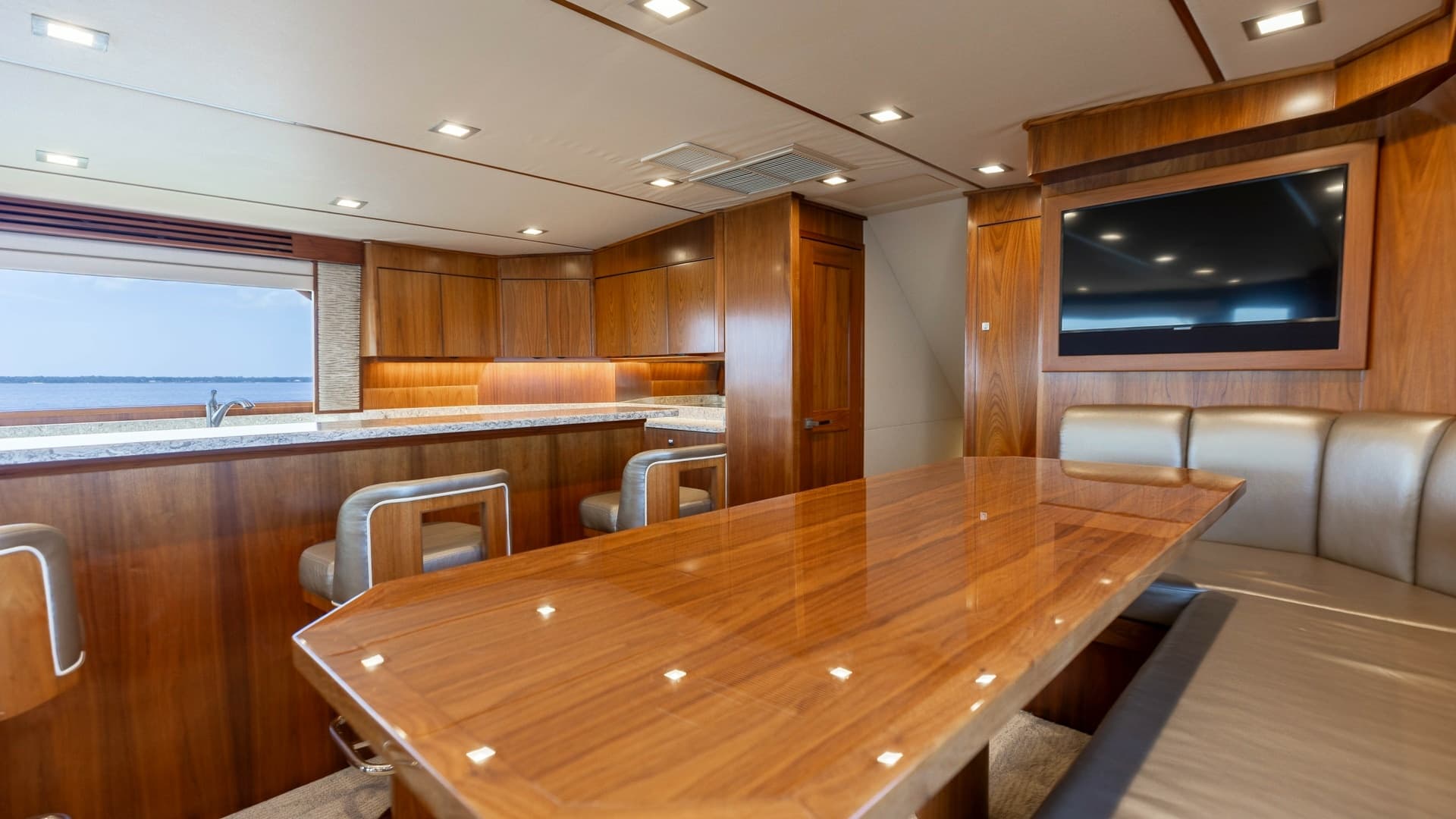 Spacious Salon and Dining Area