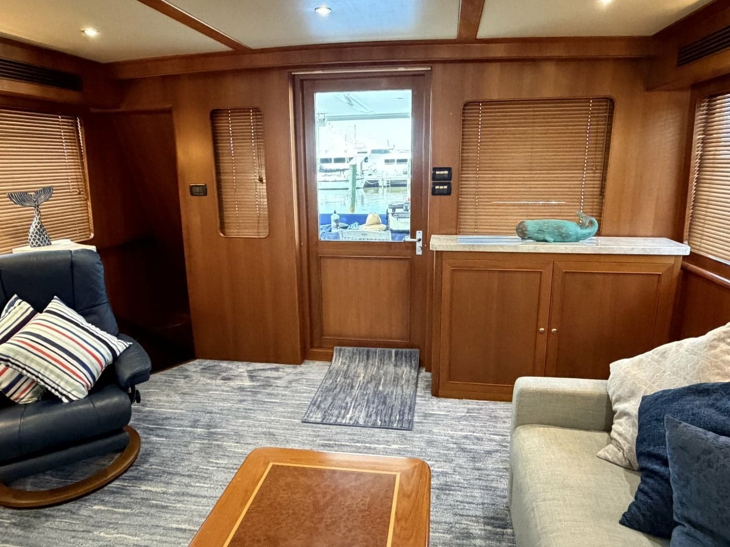 Alaskan 70 OHANA - Salon