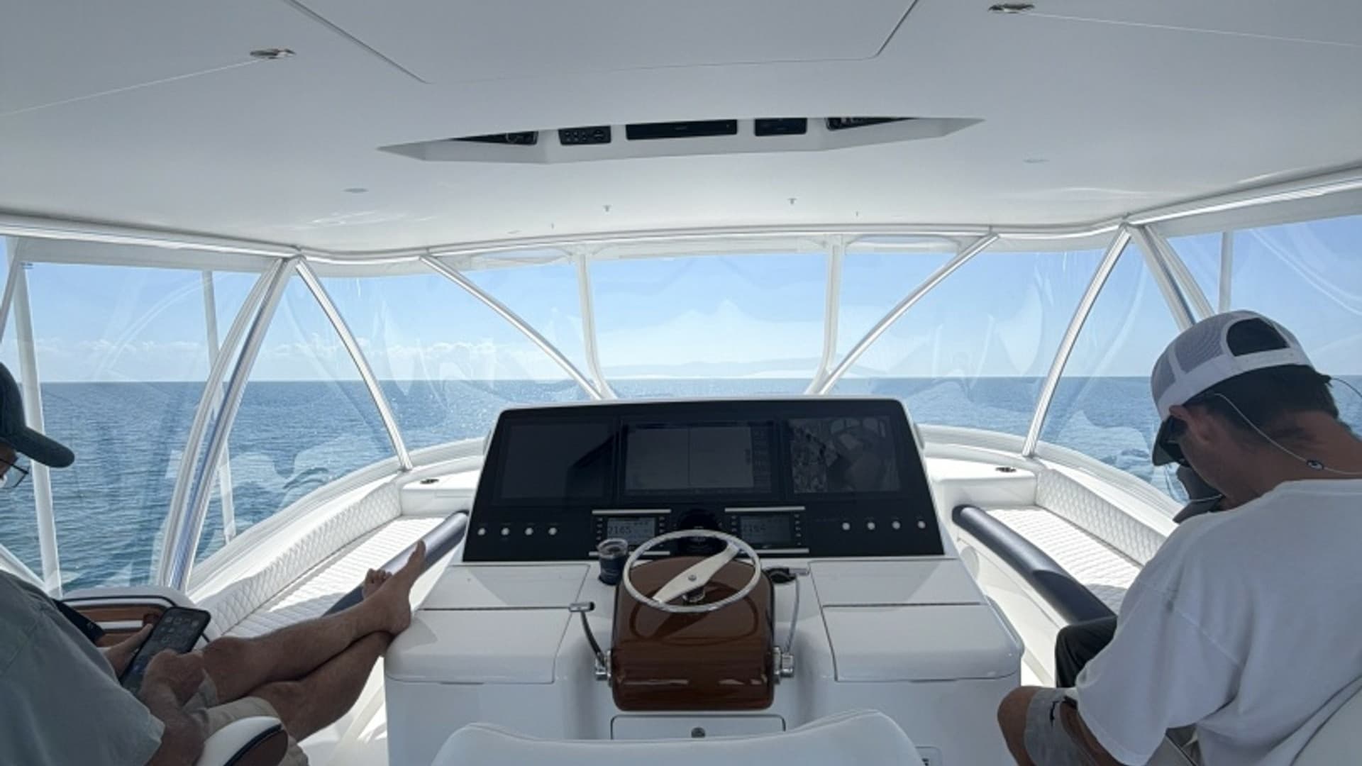 2024 Viking 64 Convertible 'Southern Grace'