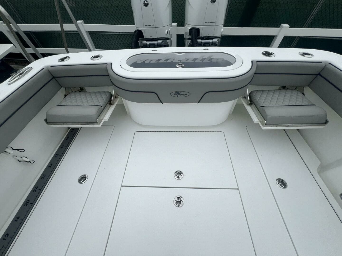 Valhalla 33 JUST ONE MORE - Aft Seating