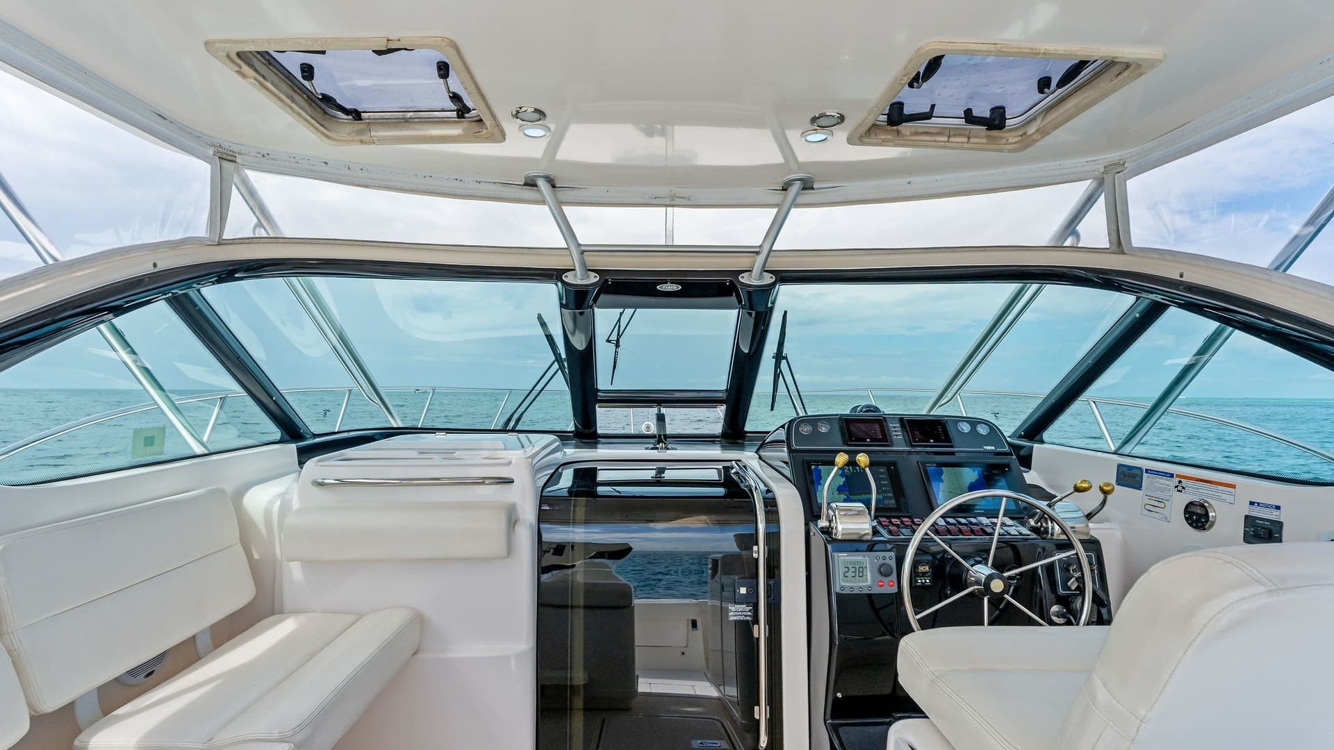 Spacious Helm with Seating Area