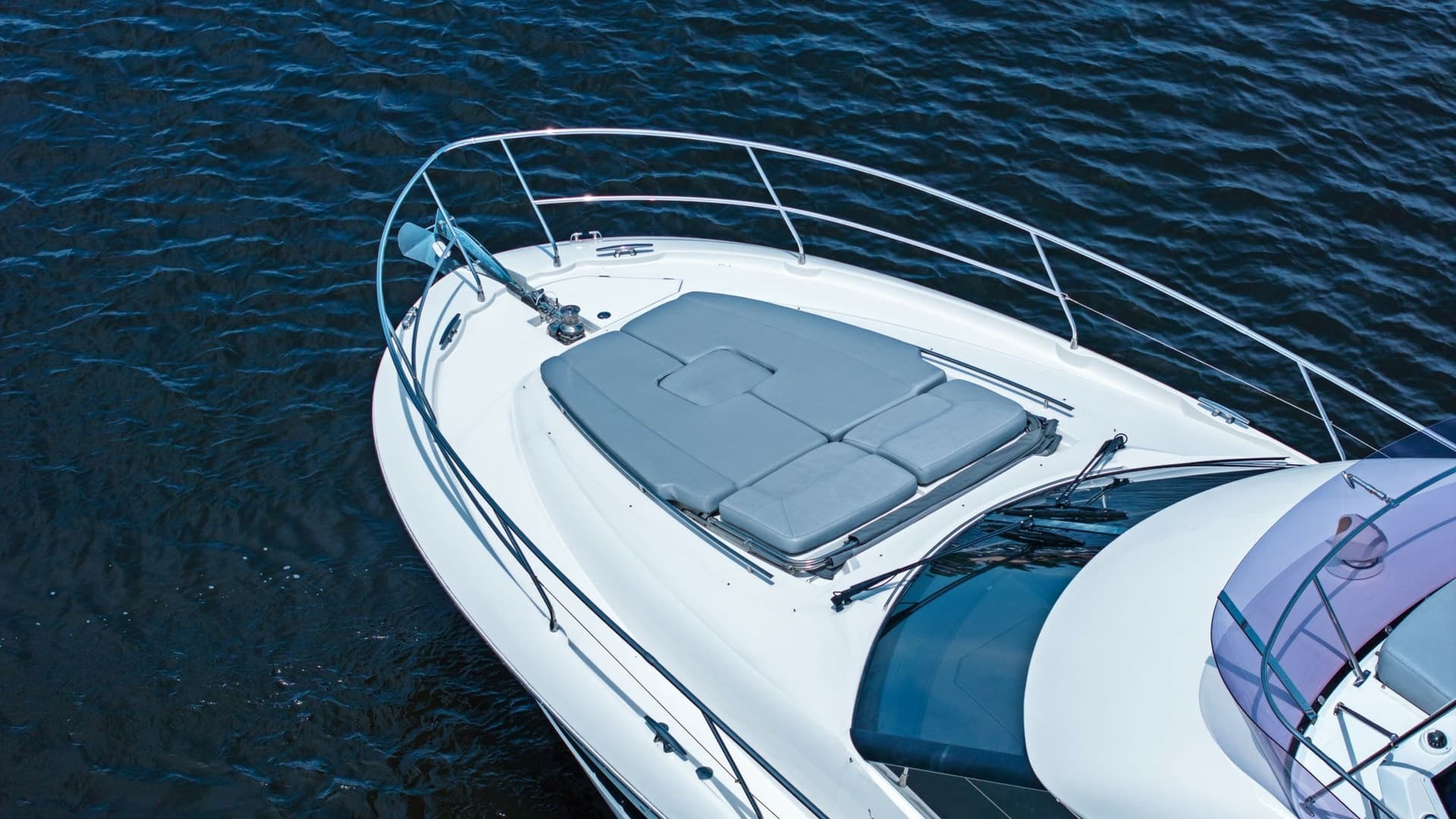 Spacious Foredeck with Sun Pads