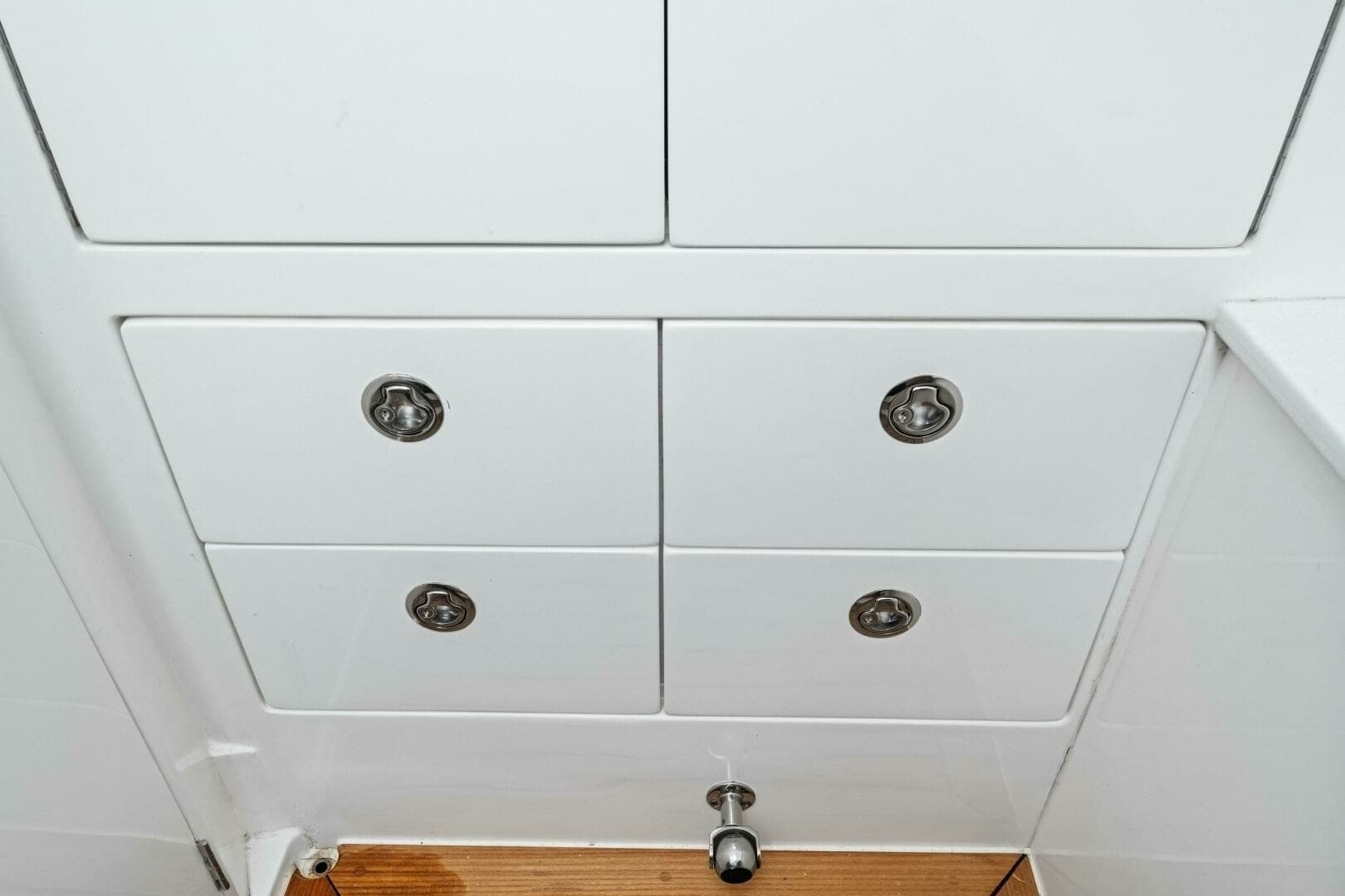 2020 Intrepid 400 CC - Cabin Storage