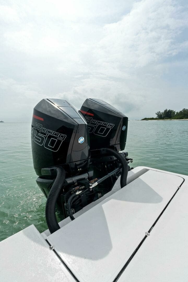 2022 Barker Boatworks 40 HPC 