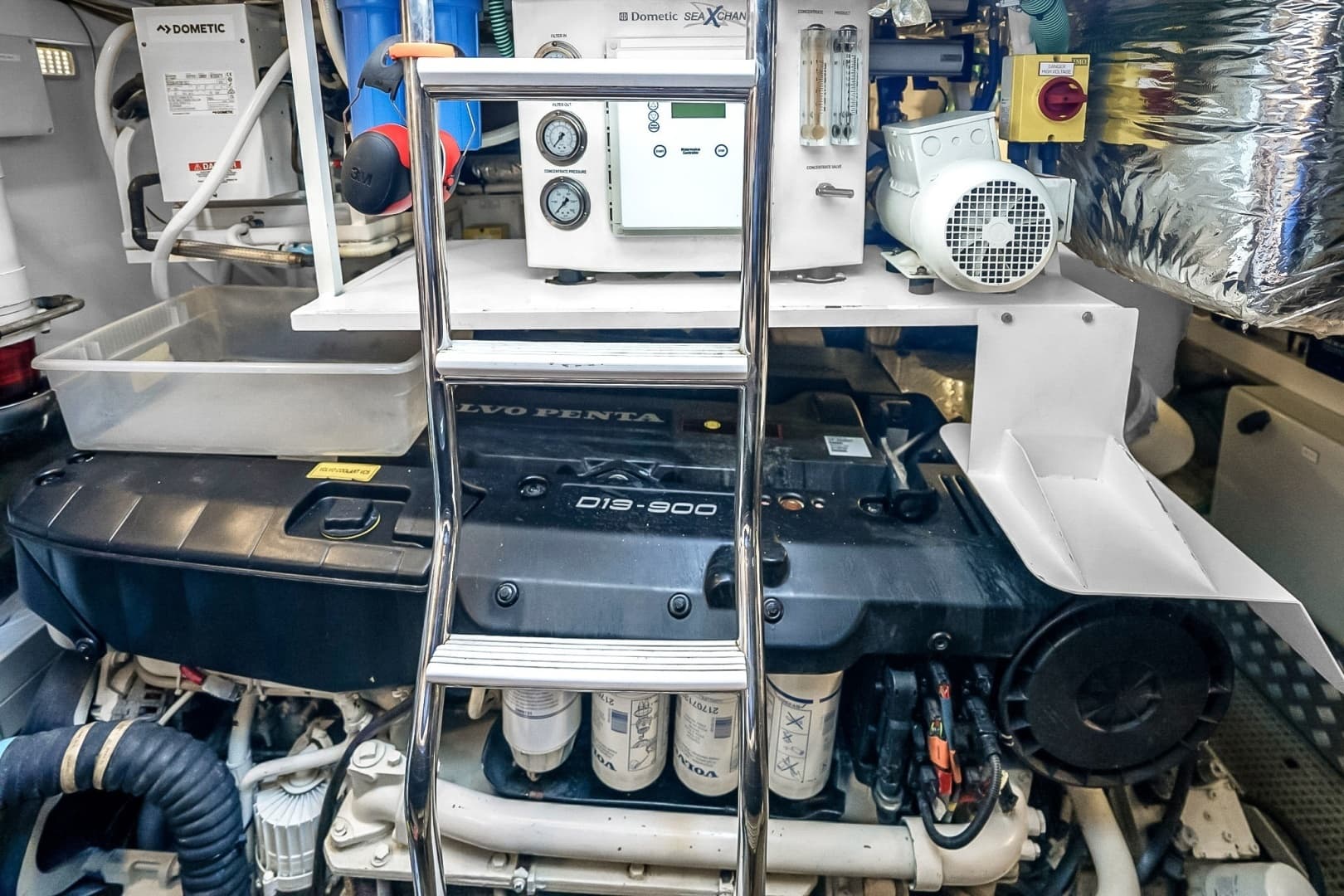 2016 Princess V58-HAPPY HOUR- Engine Room