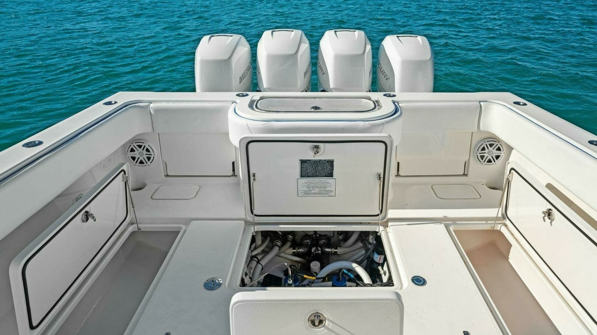 Stern Fishing Deck with Storage