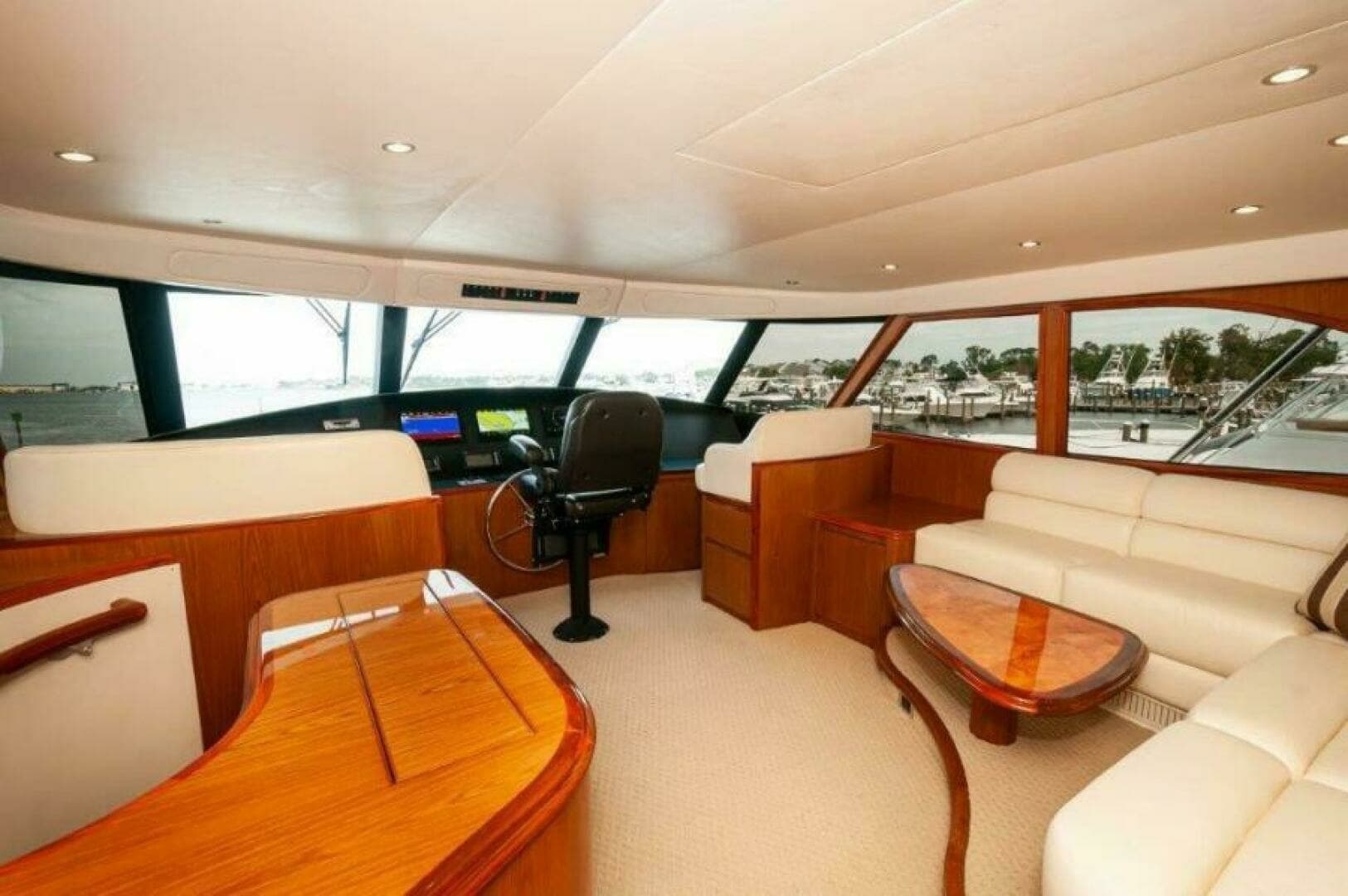 2012 76 Viking Sky Bridge Barefoot Drive Flybridge (3)