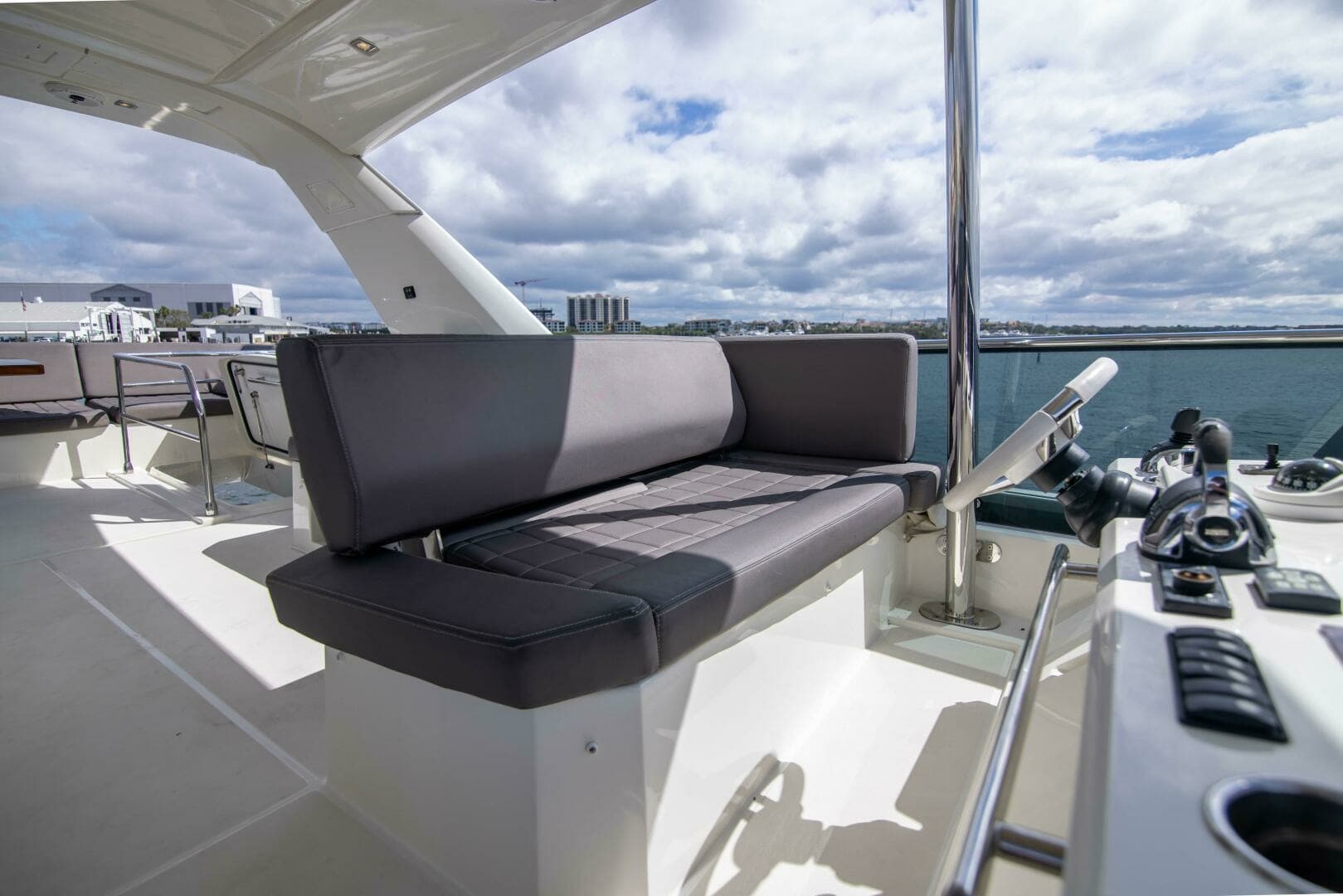 Flybridge