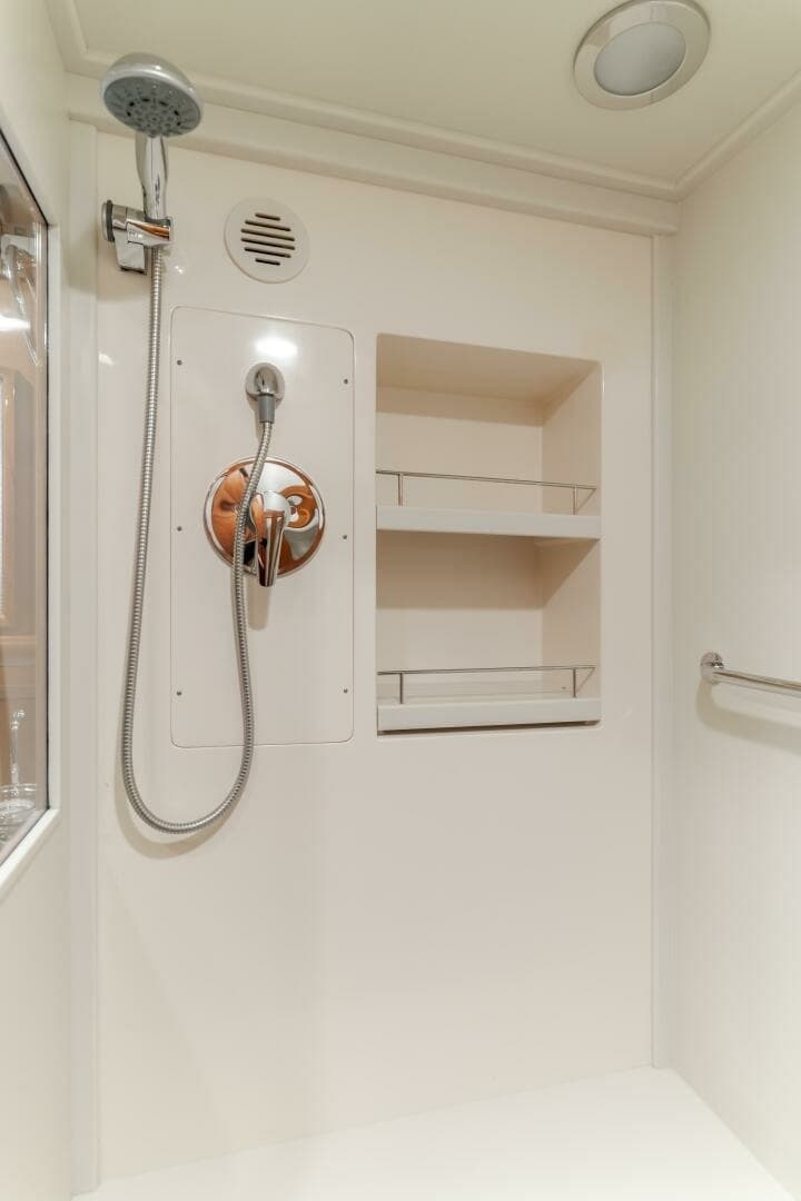 2008 Grand Banks 59 Aleutian RP- "TINTAGEL": Yacht Shower Enclosure