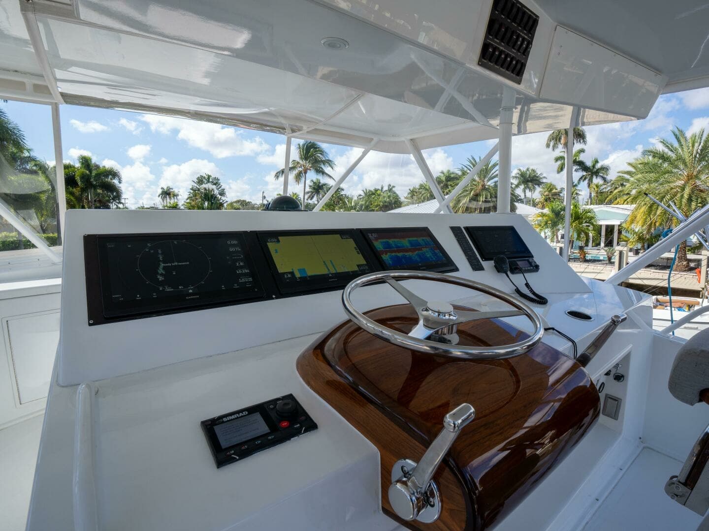 Viking 58 BAREFOOT - Helm
