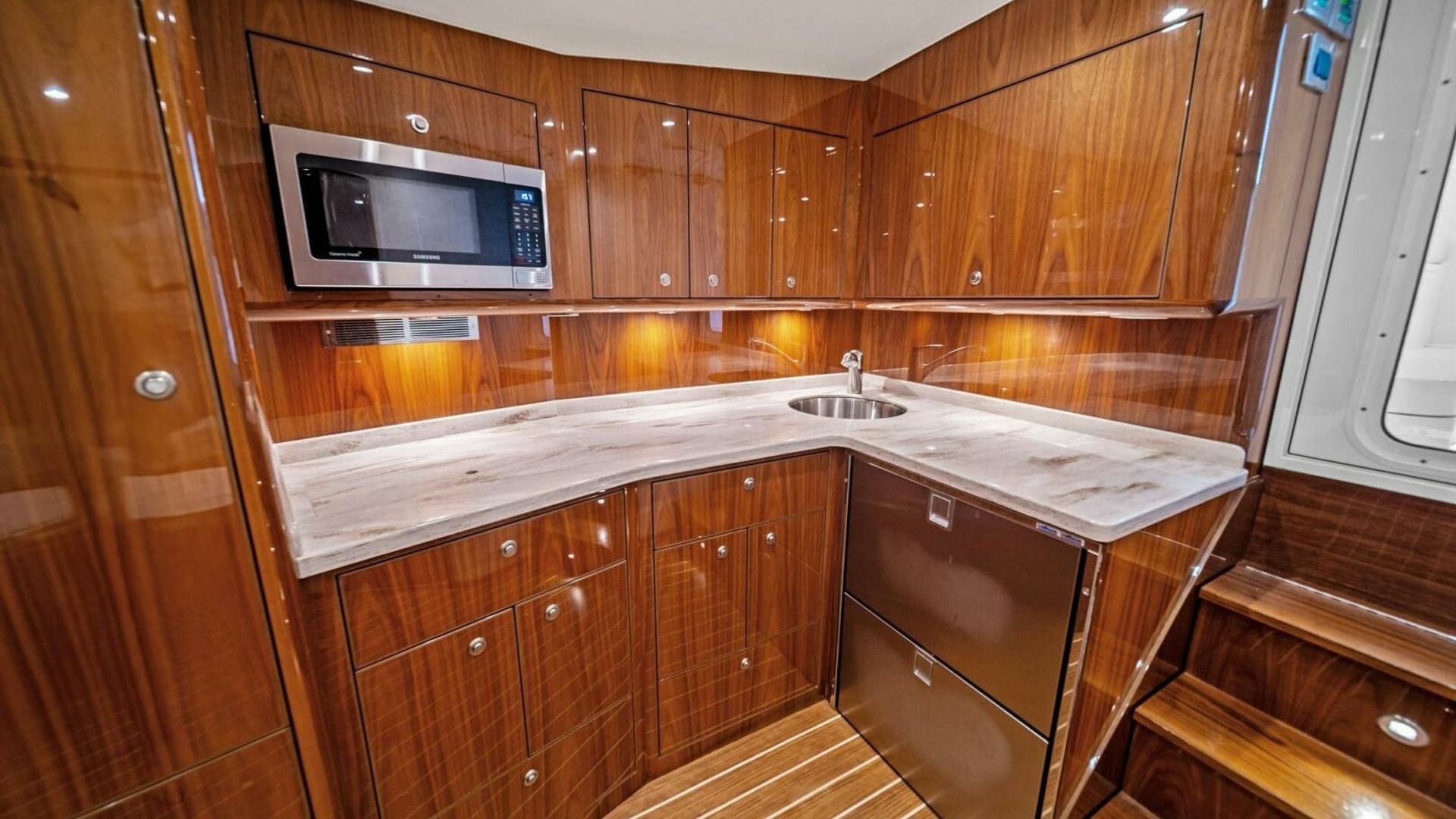 2021 Viking 46 Billfish "Damnfino"
