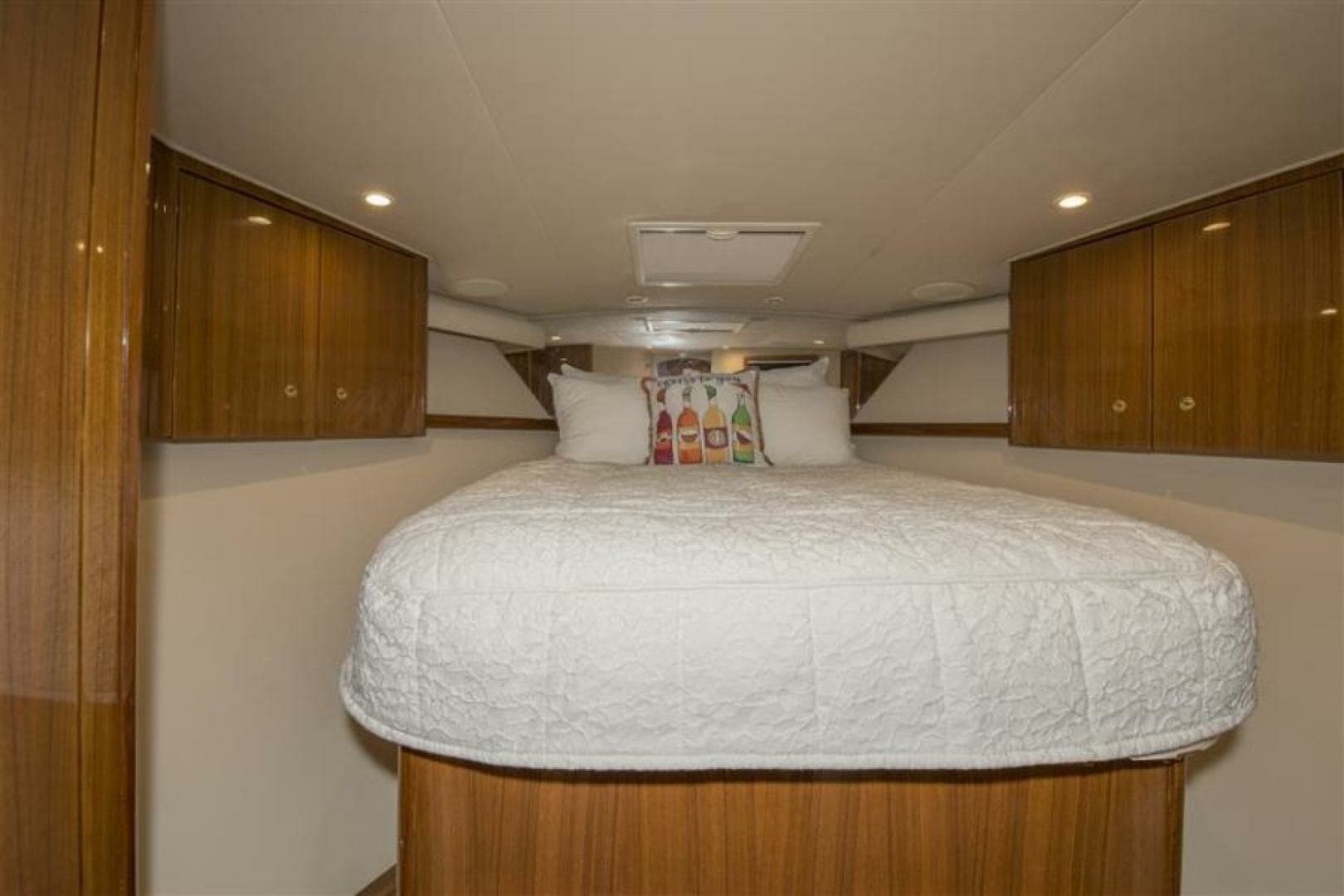 2008 Viking 52 Sport Coupe She's All Hooked Up