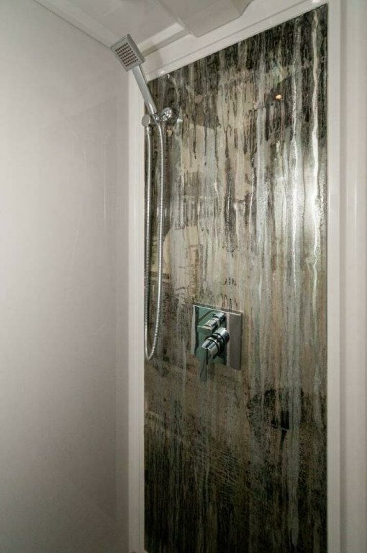 2020 Cruisers Yachts- HARPER BELL- Shower