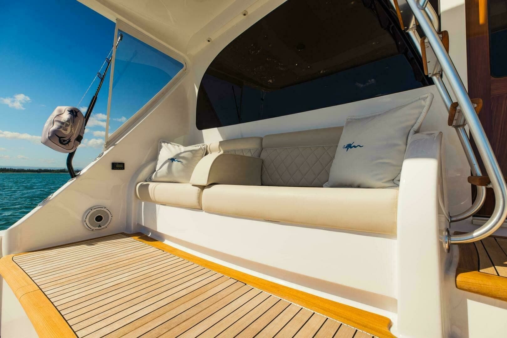2020 Viking 72 Enclosed Bridge