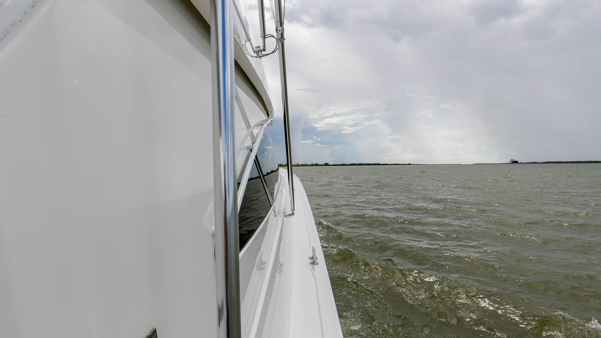 2017 72 Viking Enclosed Bridge Share-E Forward Deck (5)