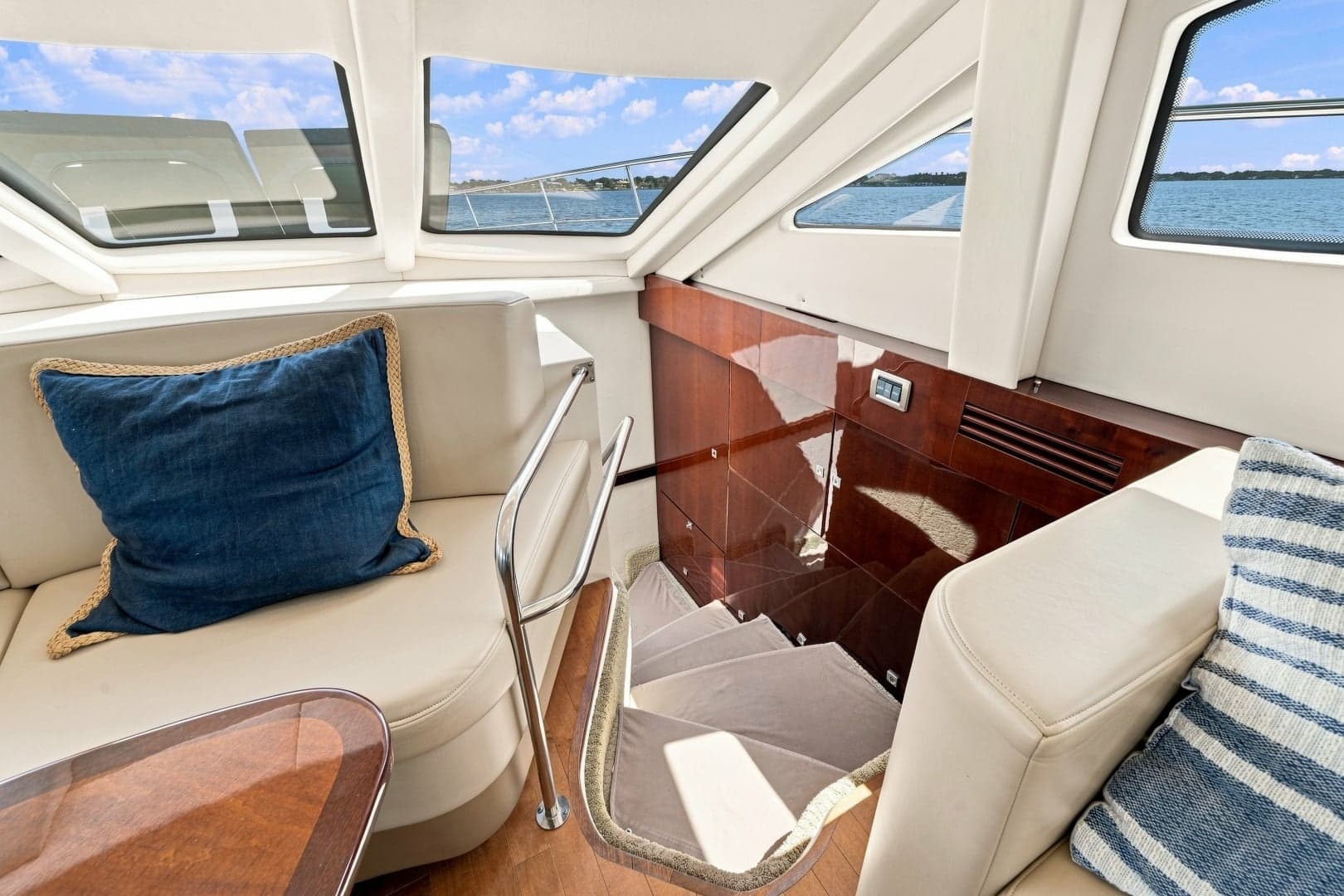 2008 Sea Ray 470 Sedan Bridge