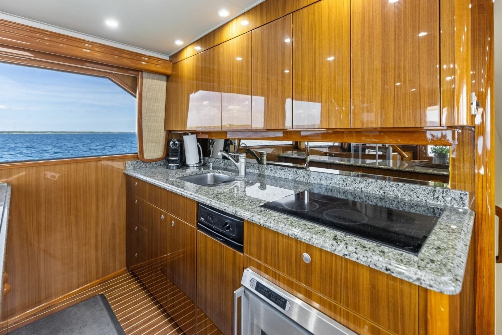 2008 Viking 68 Skybridge "Liquid Apple"