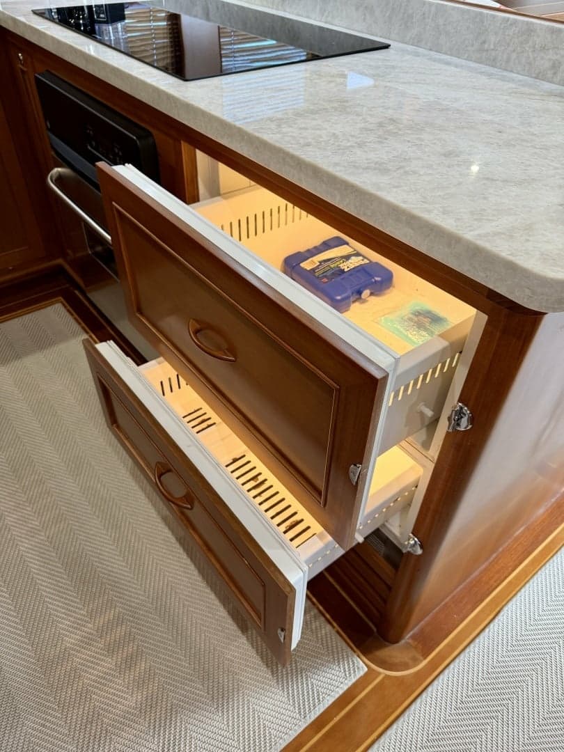 Alaskan 70 OHANA - Galley  Fridge Drawers