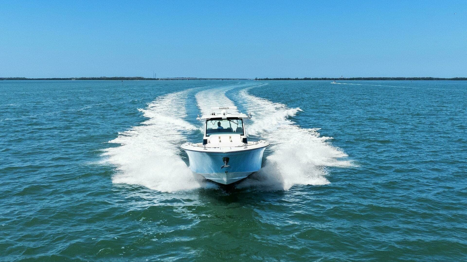 Grady White - Exterior Profile