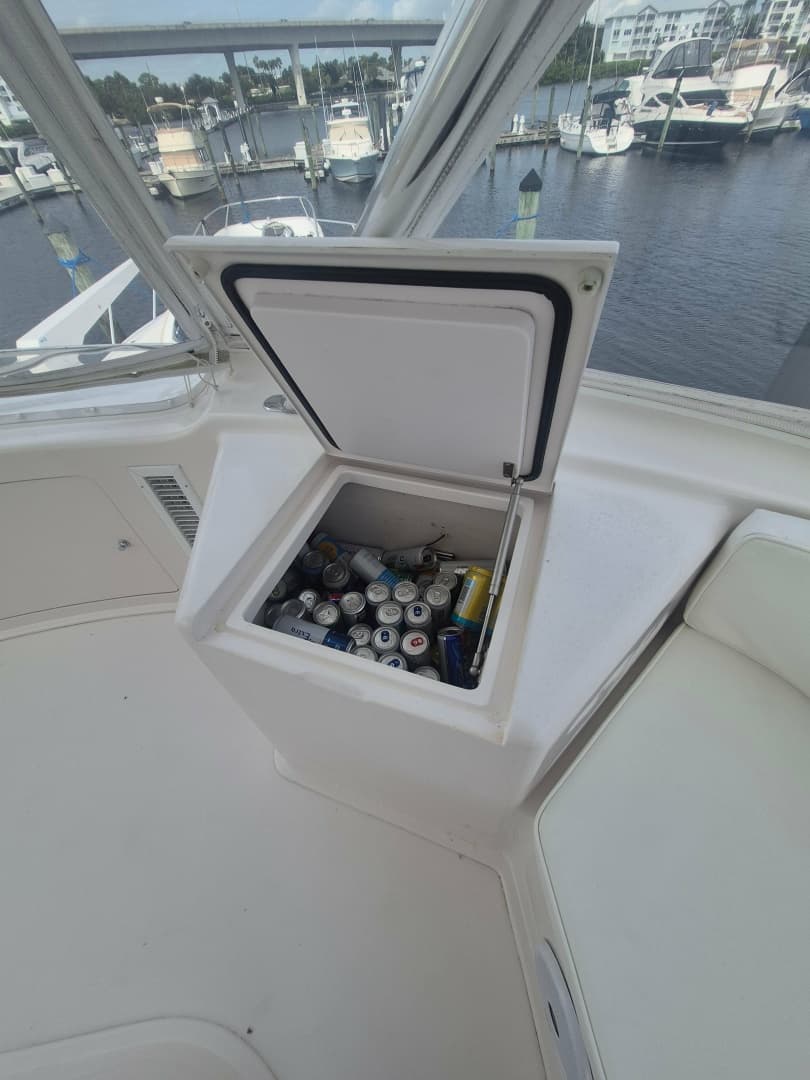 2006 Viking 56 Convertible