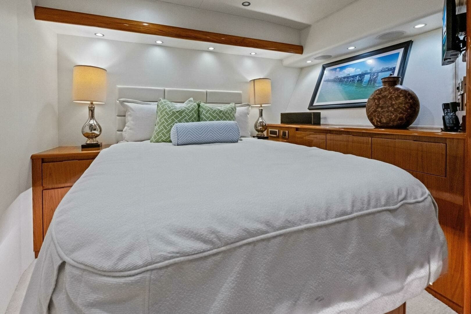 2012 82 Viking Convertible - Lady Di