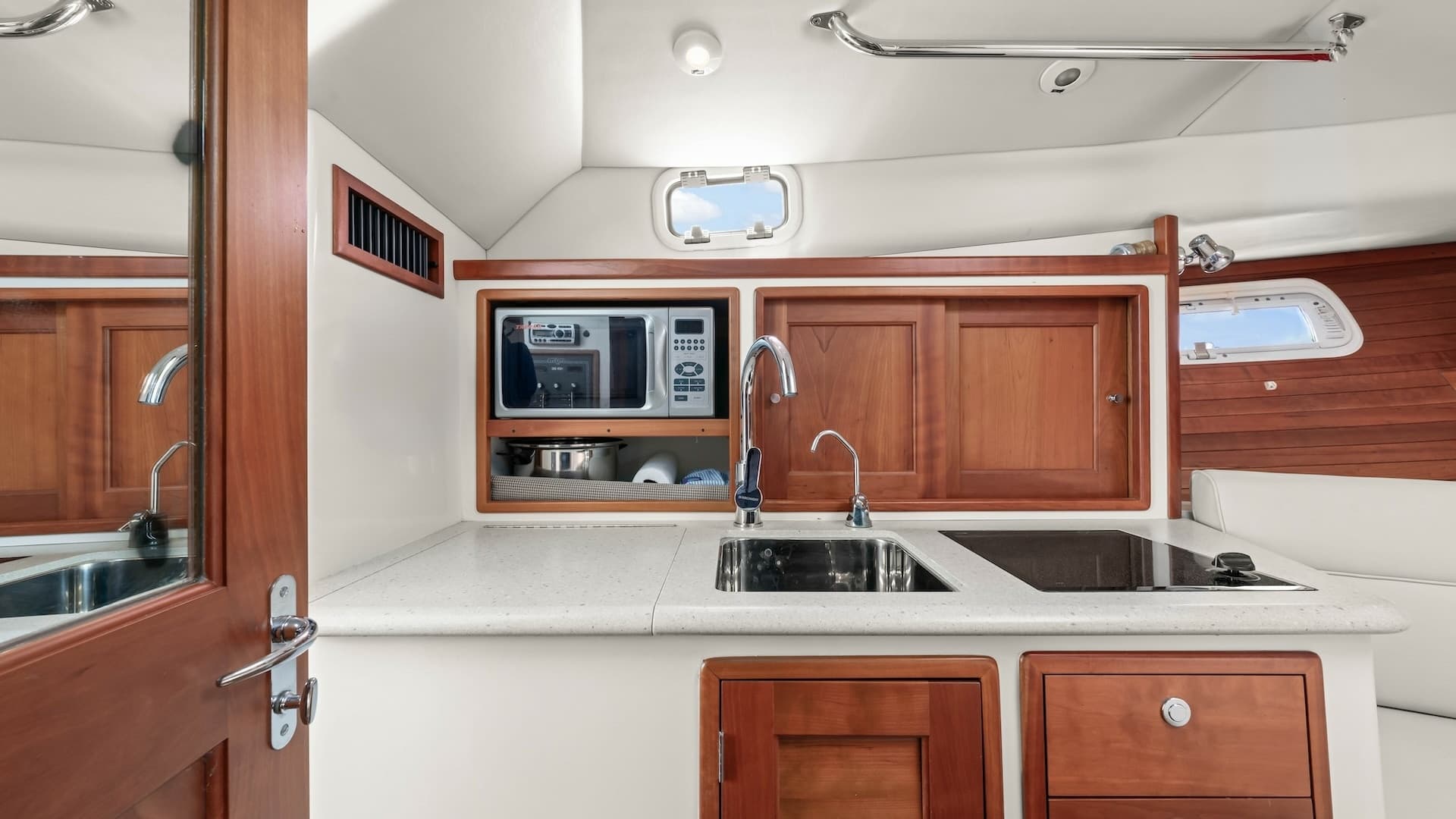 Galley with Dual Sink and Appliances