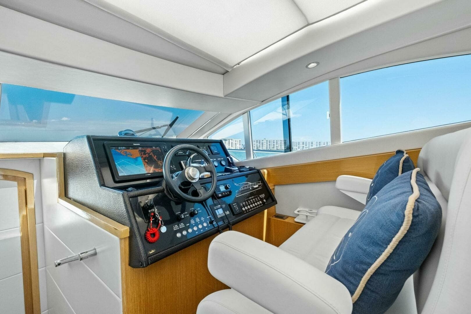 2018 Outboard Express Catamaran 47 "Venture" - Helm